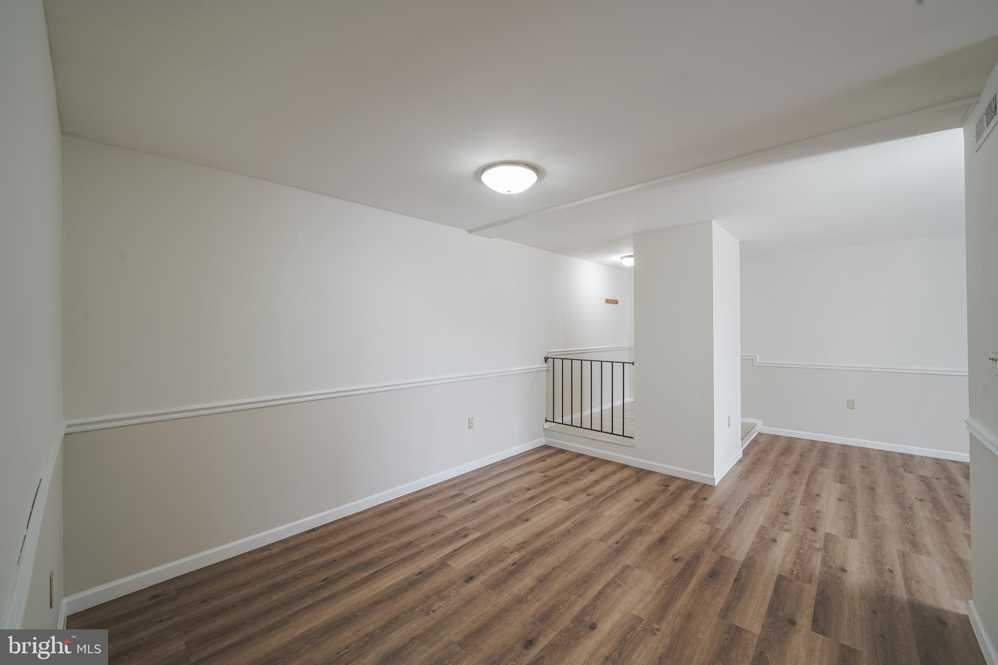 VILLA RIDGE CONDOMINIUM - Residential