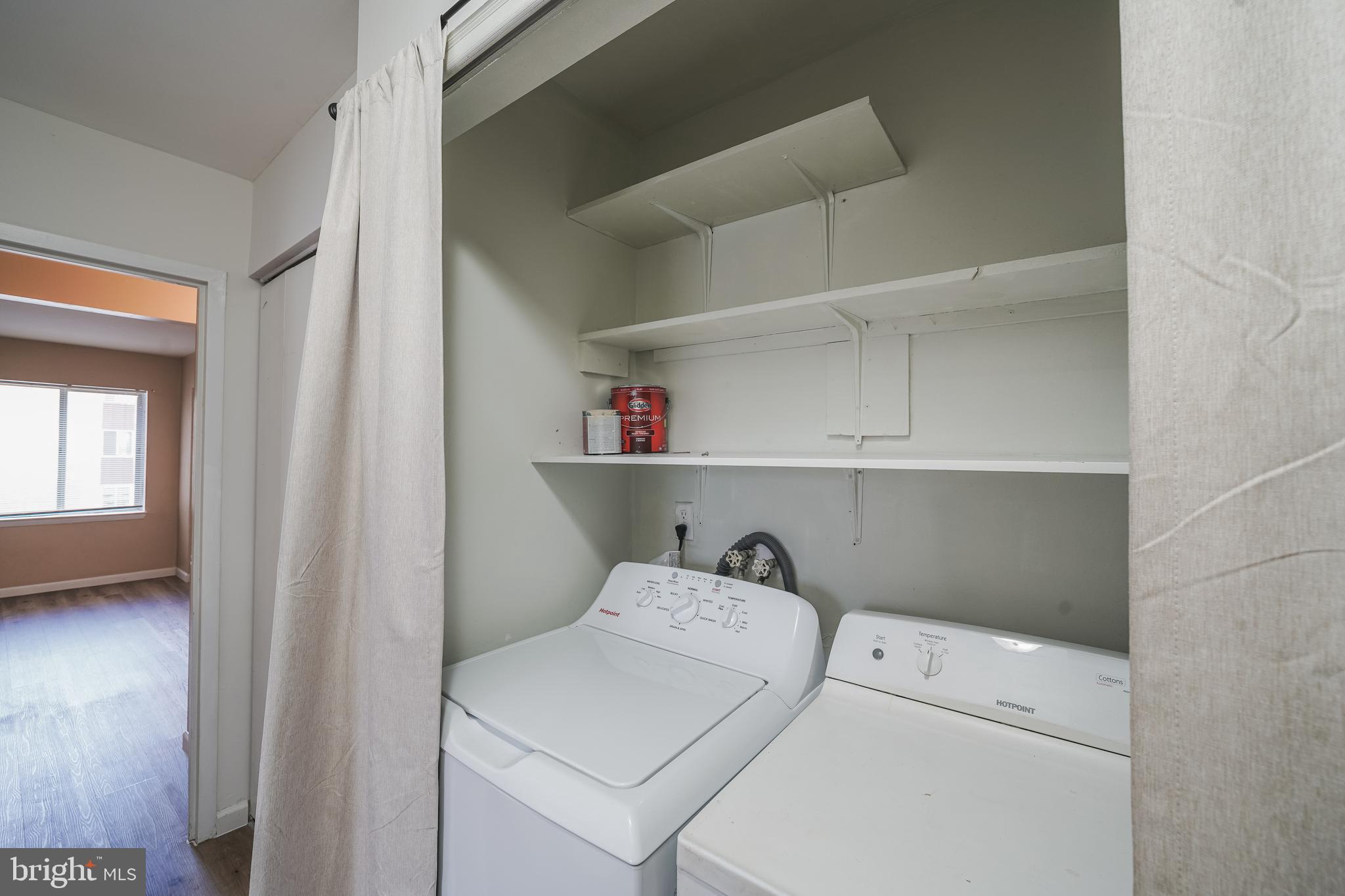 VILLA RIDGE CONDOMINIUM - Residential