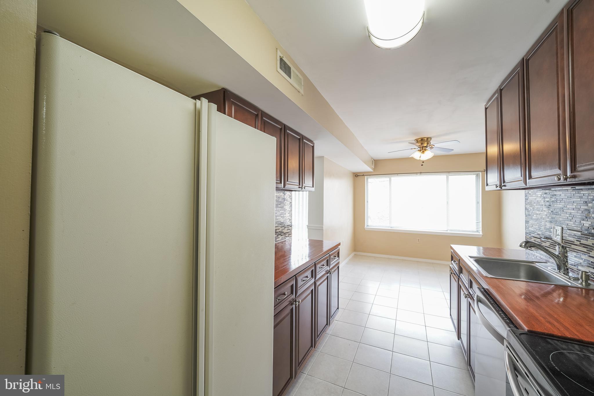 VILLA RIDGE CONDOMINIUM - Residential