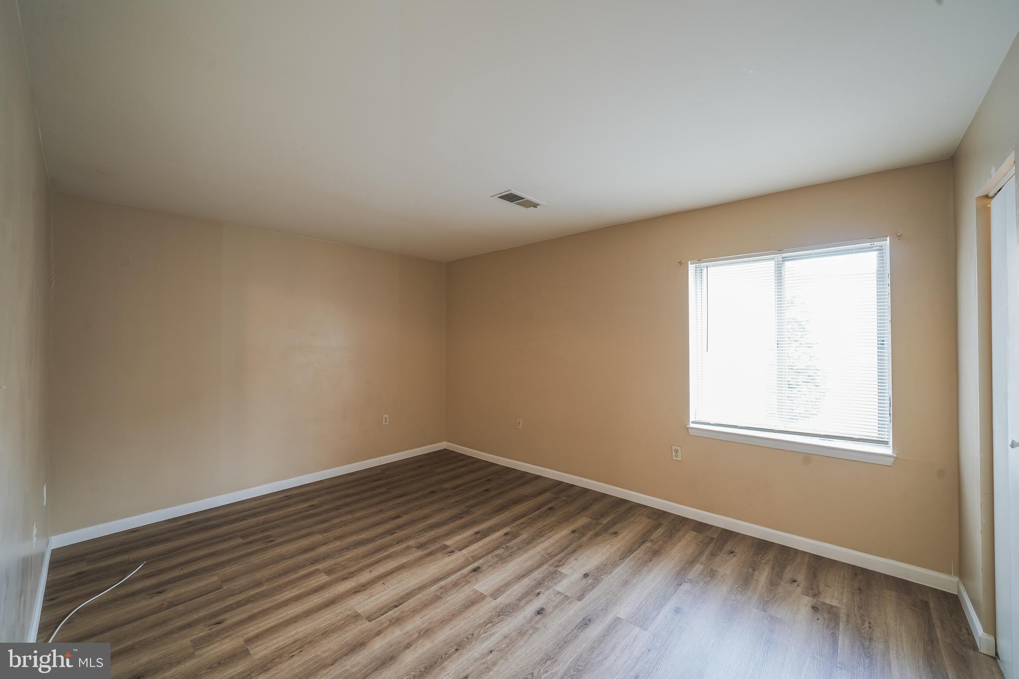 VILLA RIDGE CONDOMINIUM - Residential