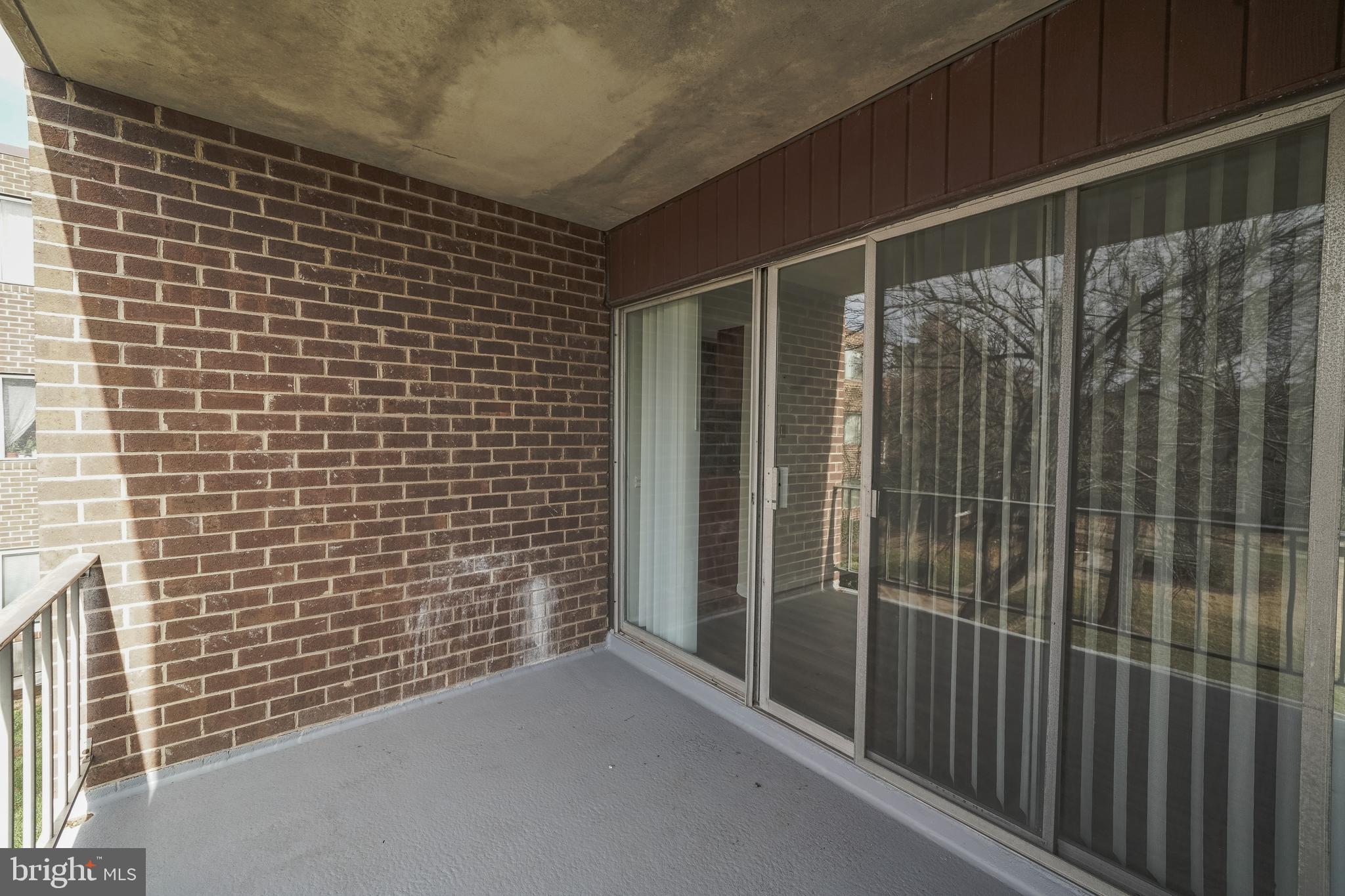 VILLA RIDGE CONDOMINIUM - Residential