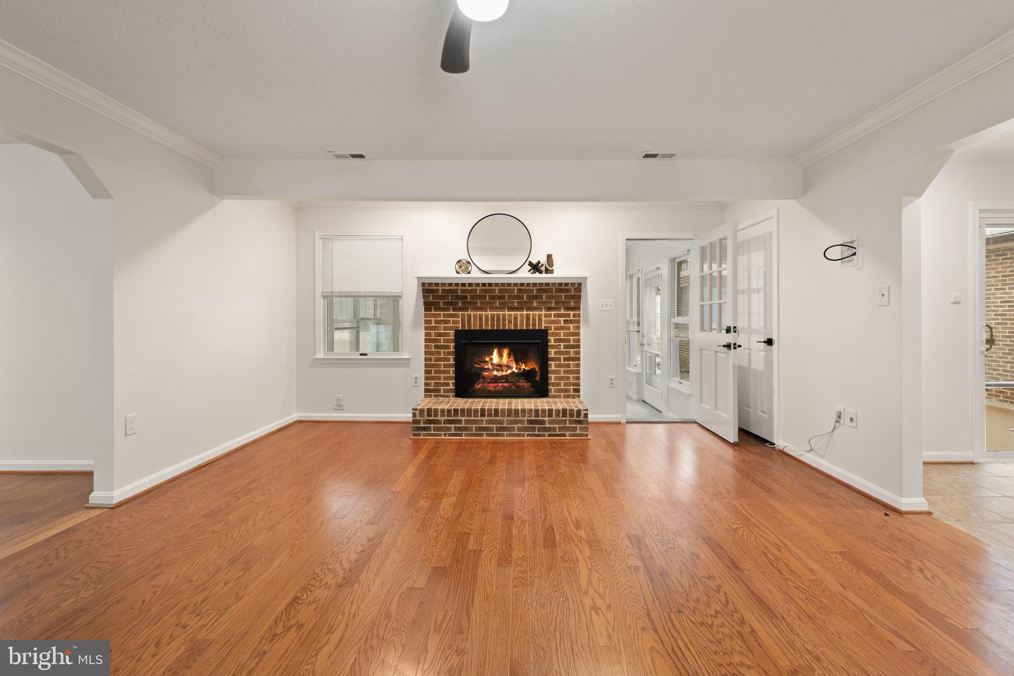 OAK LAWN - Residential