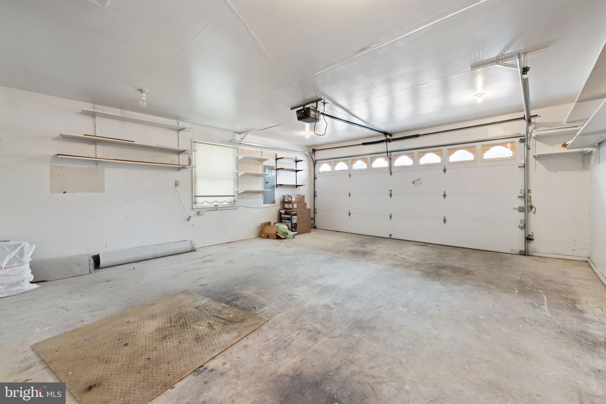 OAK LAWN - Residential