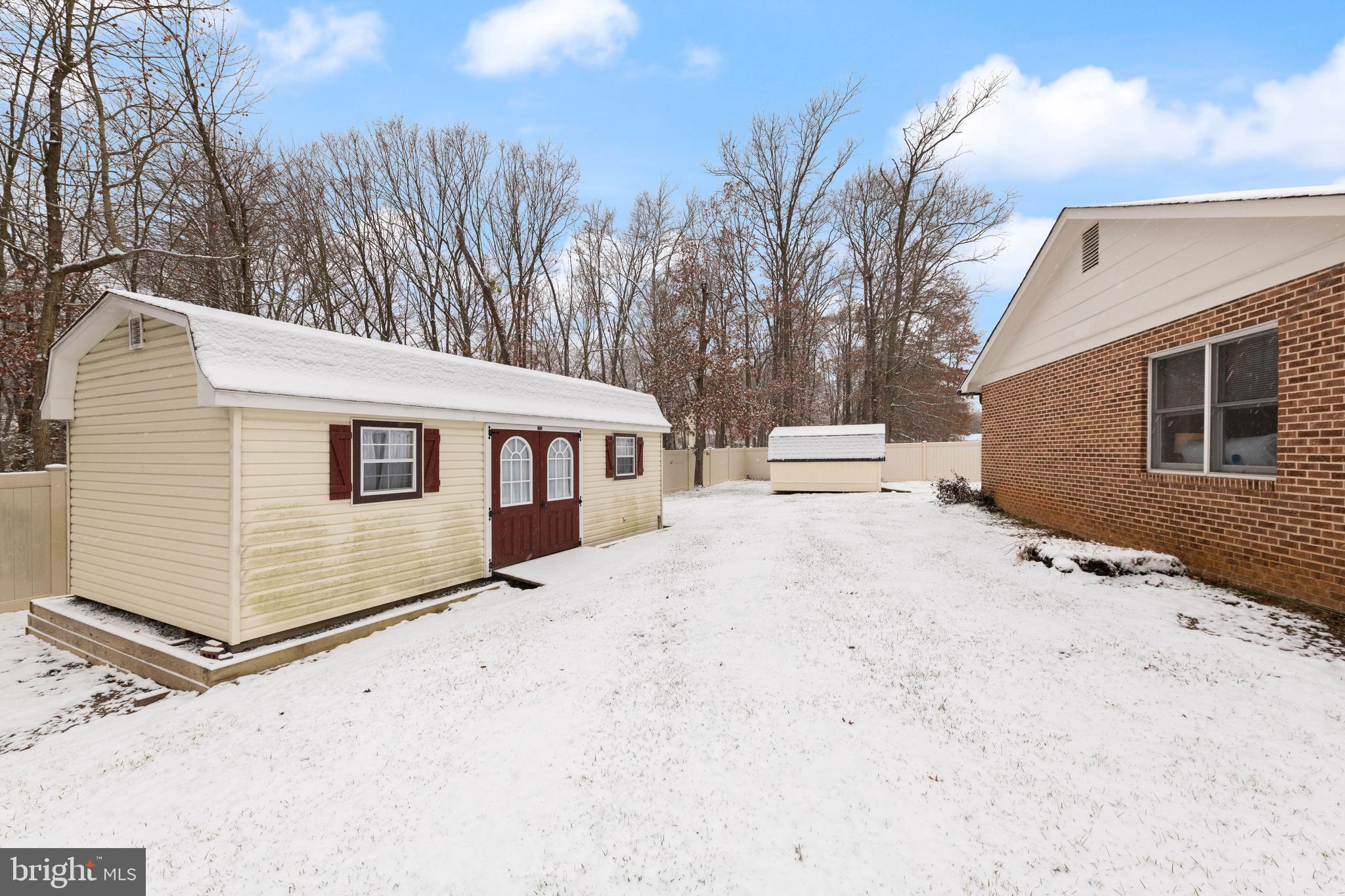 OAK LAWN - Residential