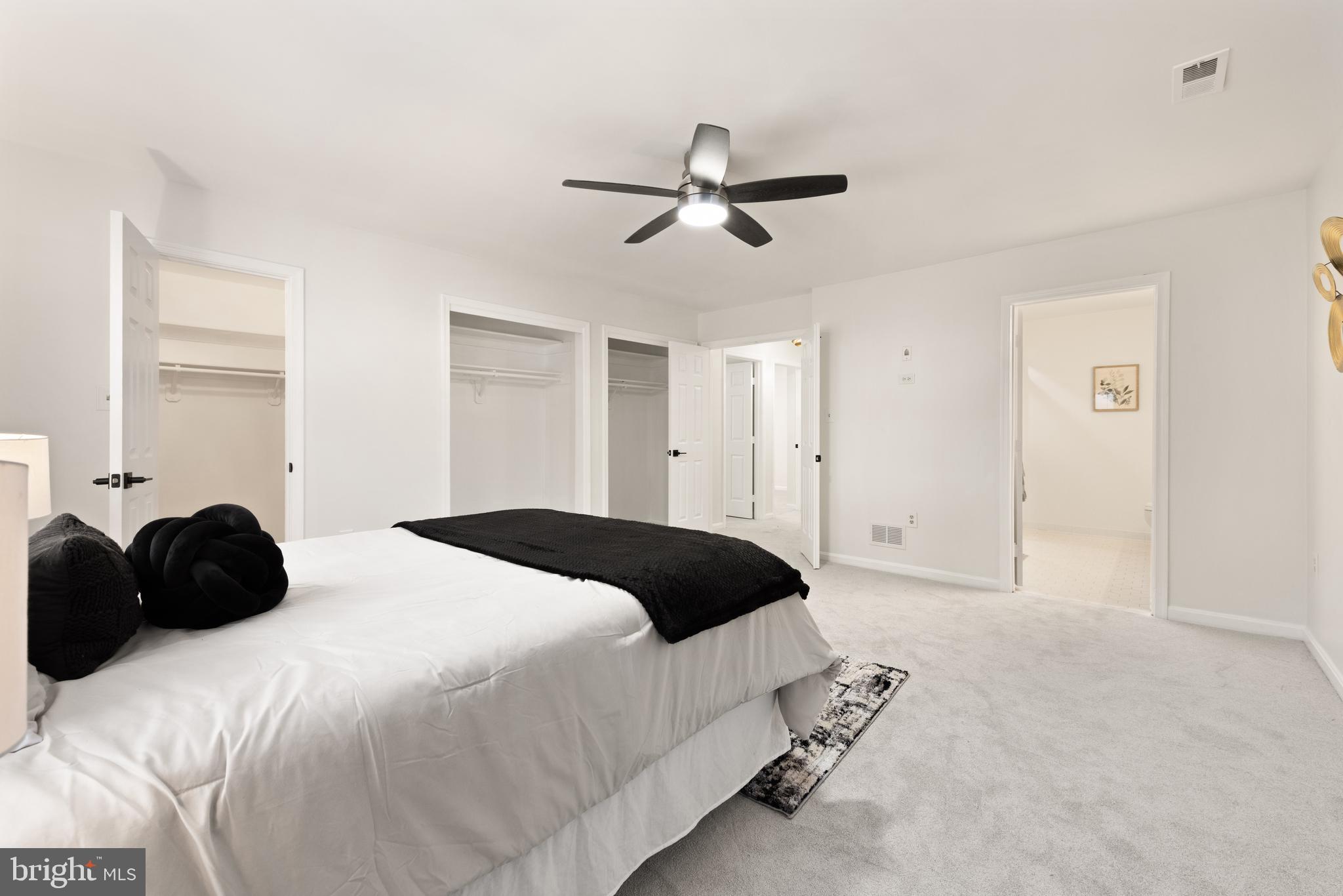 OAK LAWN - Residential