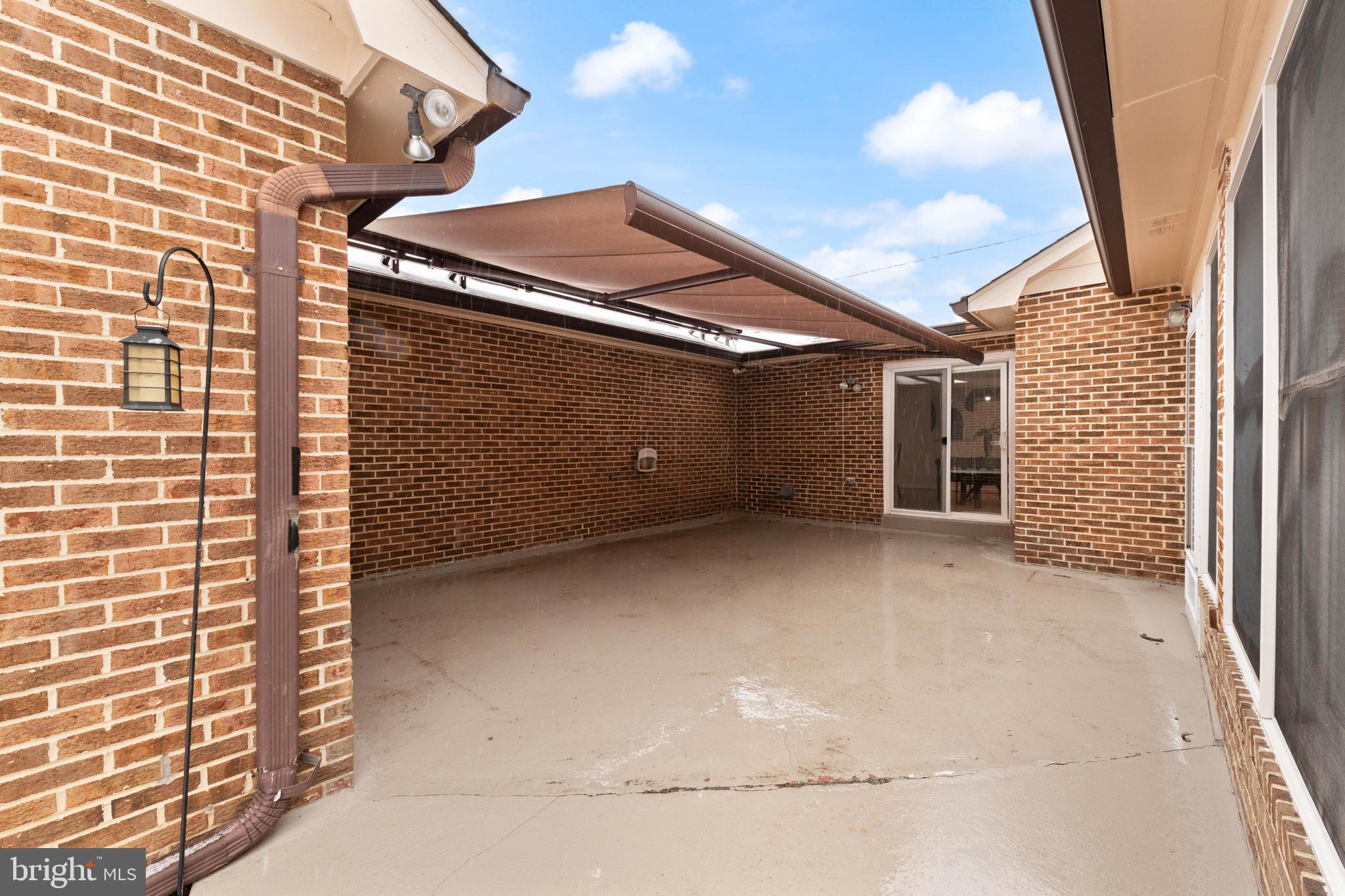 OAK LAWN - Residential