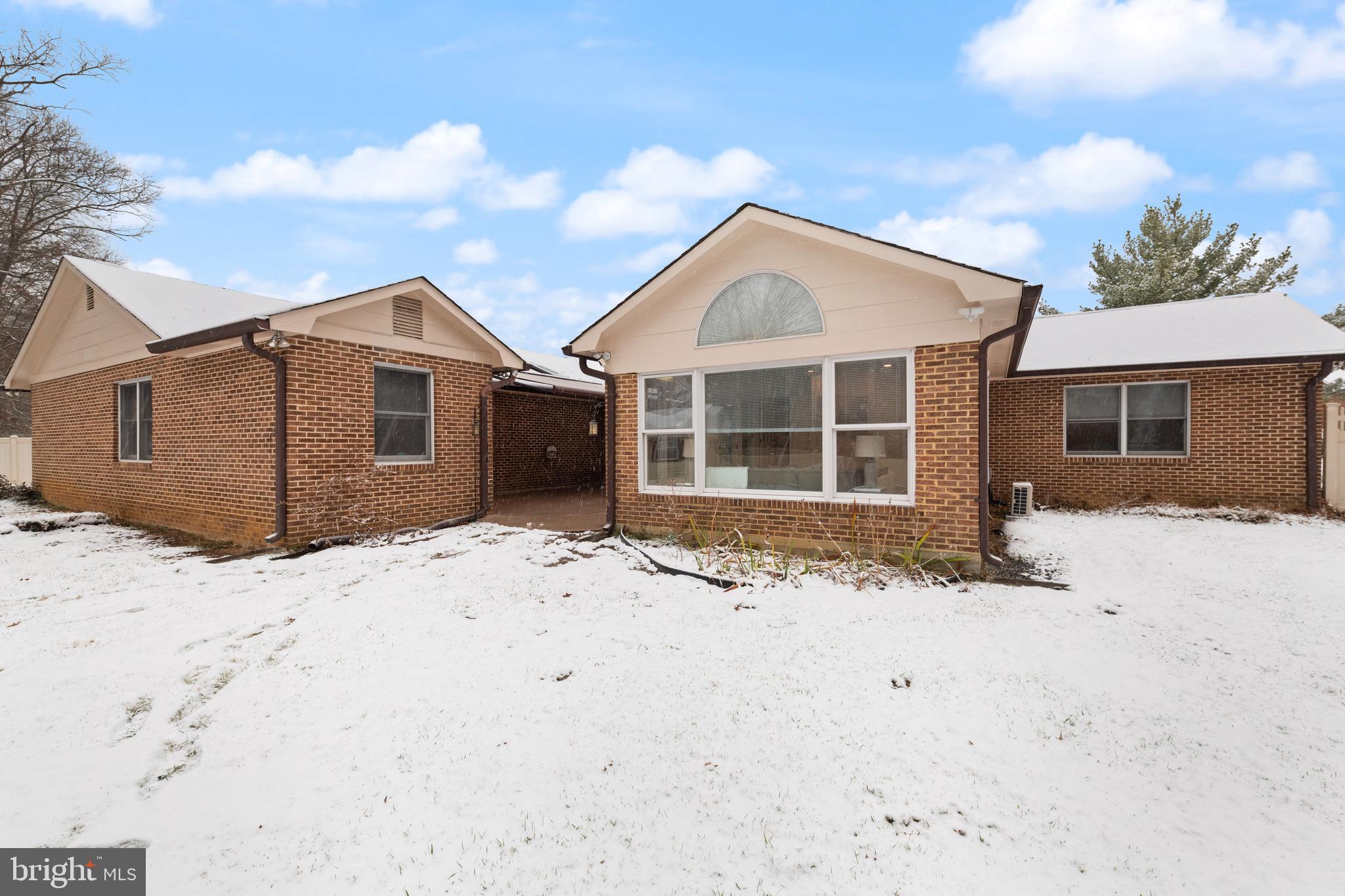 OAK LAWN - Residential