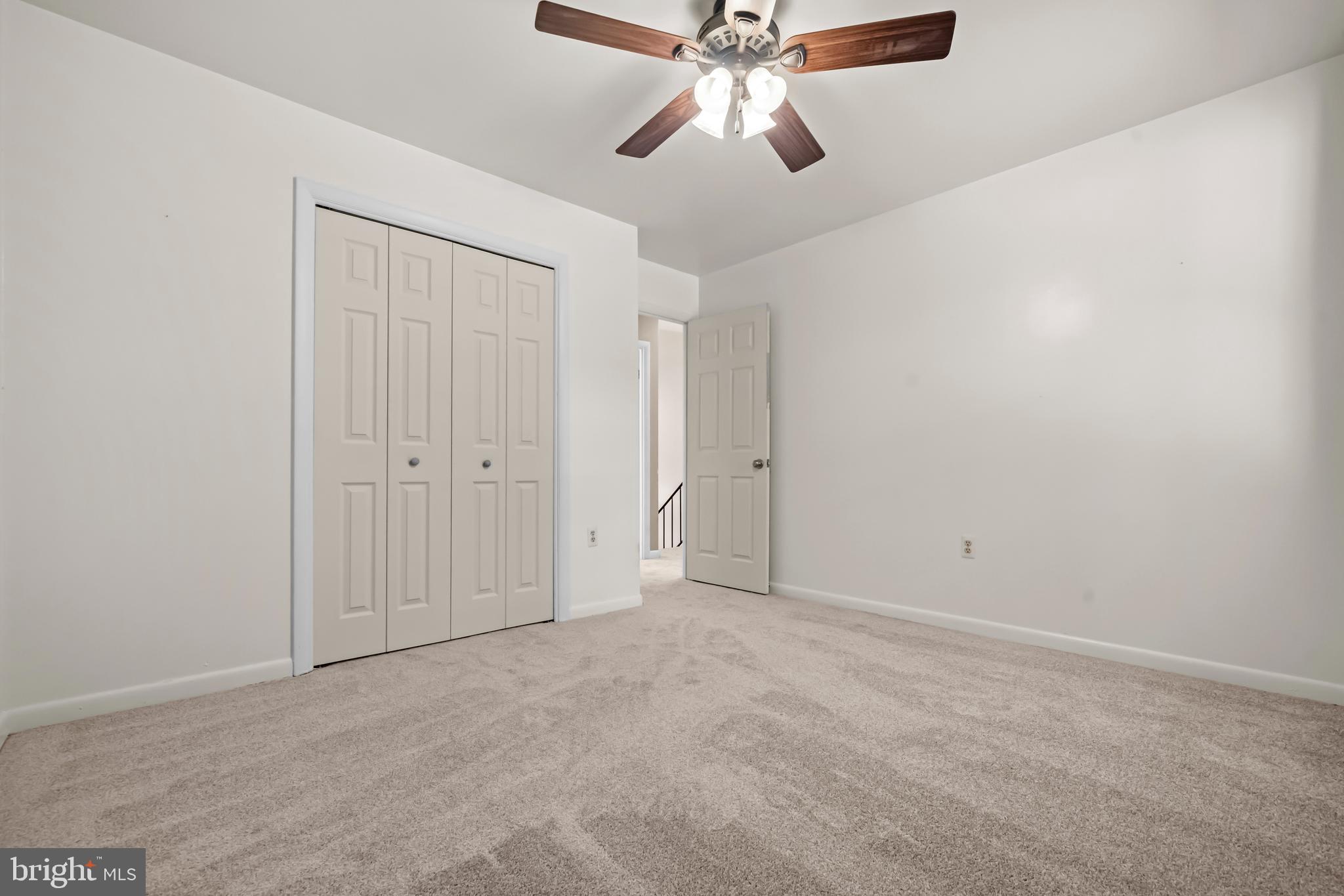 DANIA HILLS - Residential