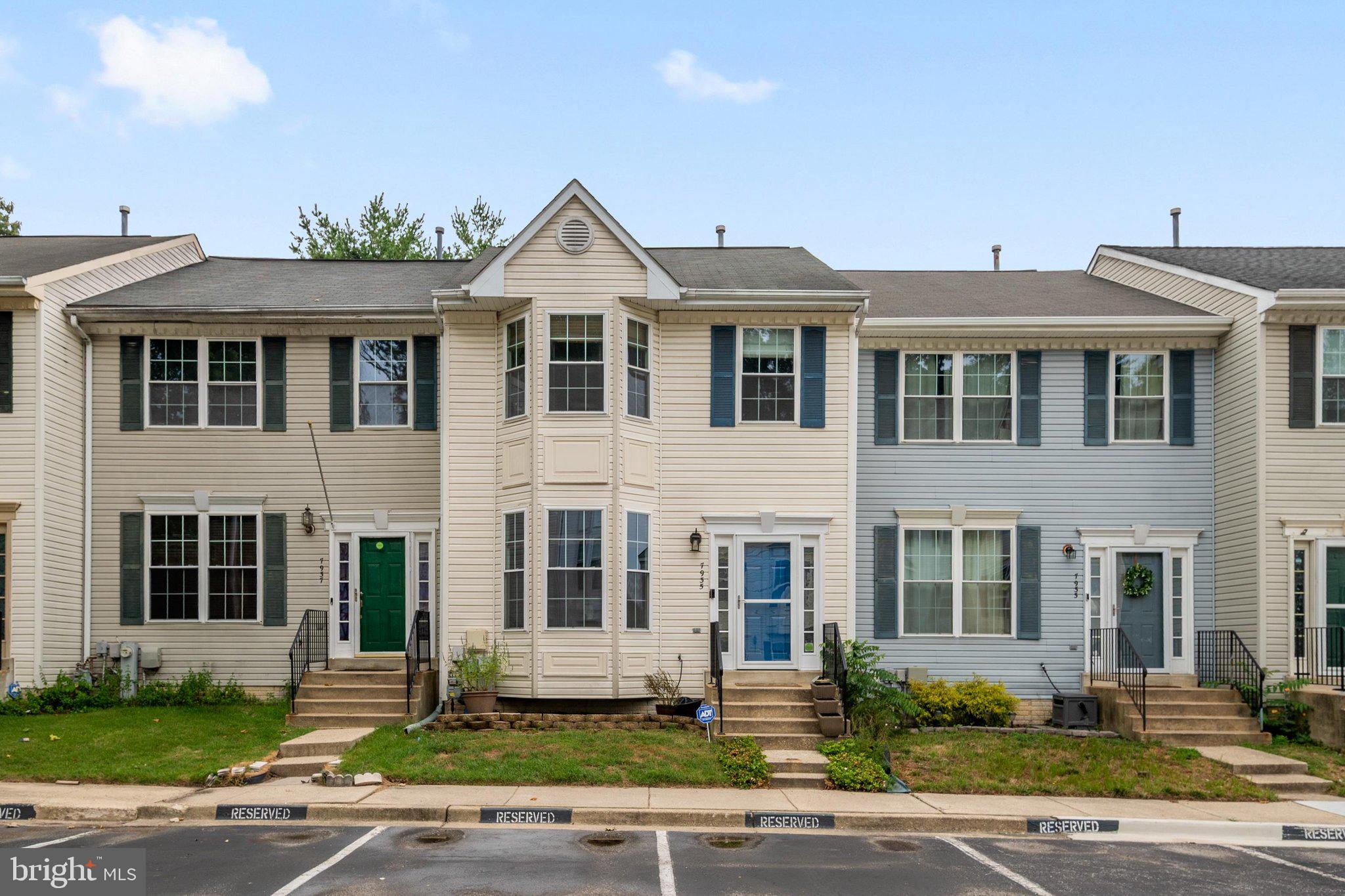 7935 BEACH PLUM LANE
