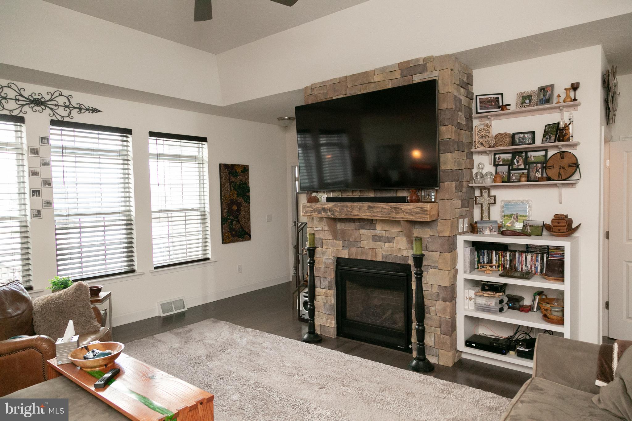 CUMBERLAND VILLAGE - Residential
