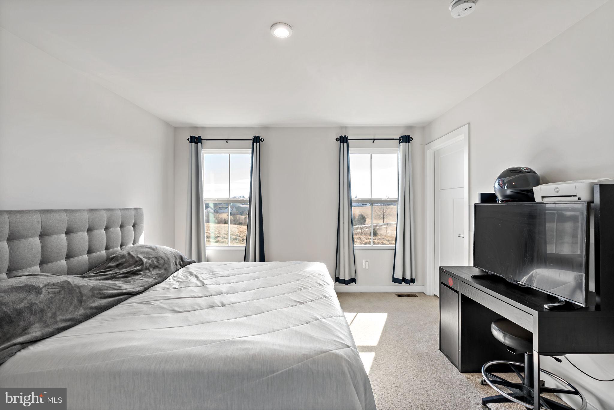 ARCADIA NORTH - Residential