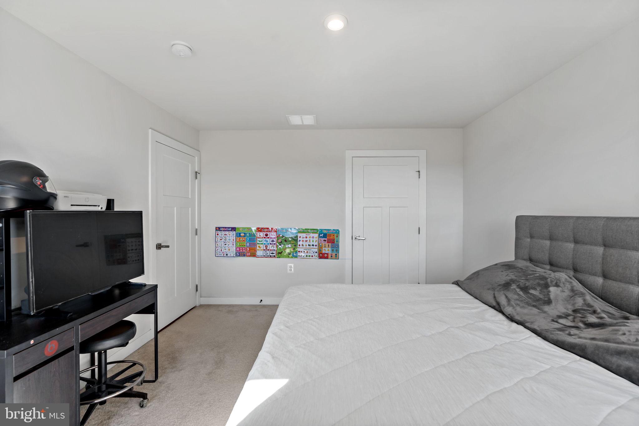 ARCADIA NORTH - Residential