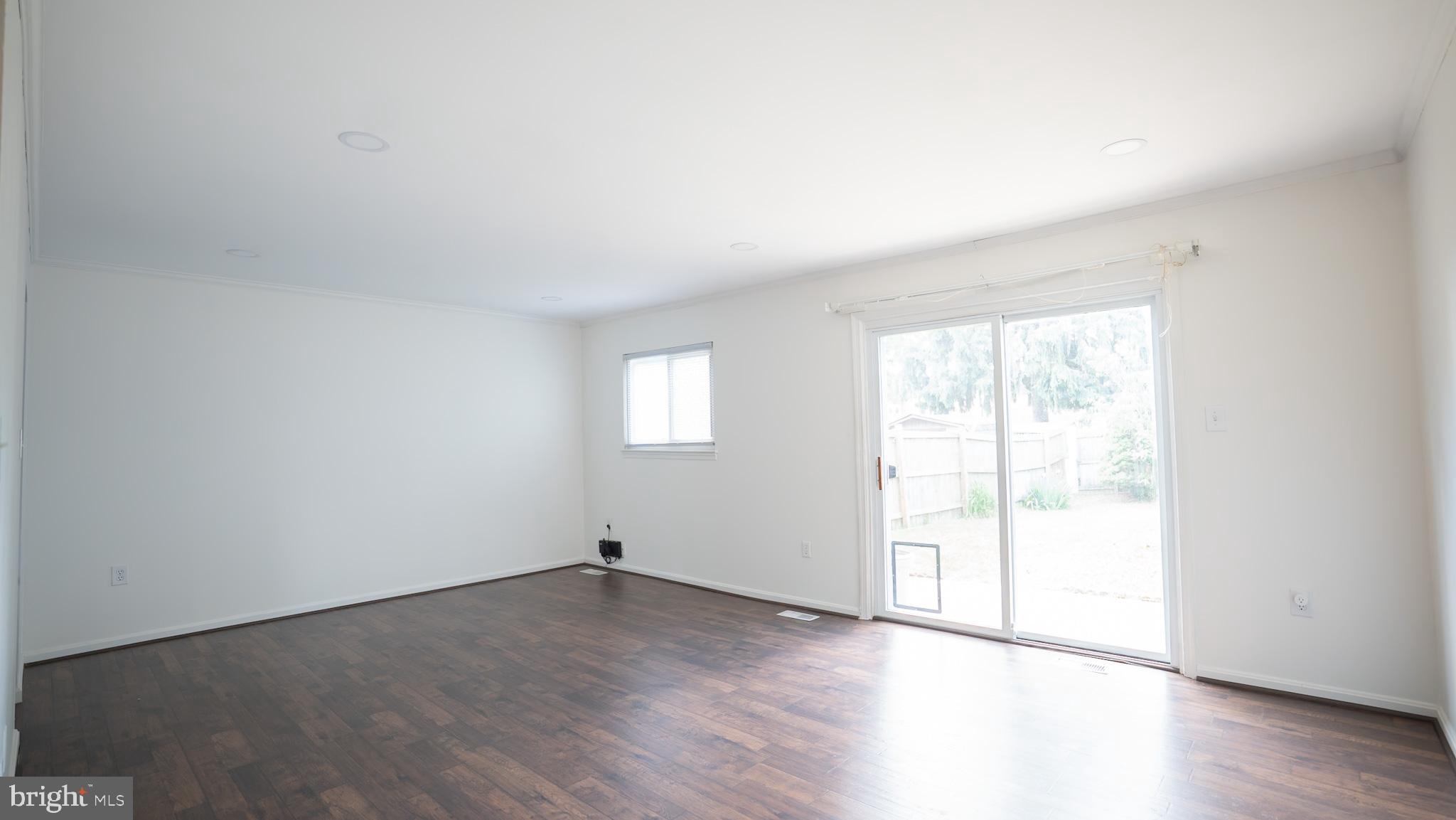 FOX CHAPEL - Residential