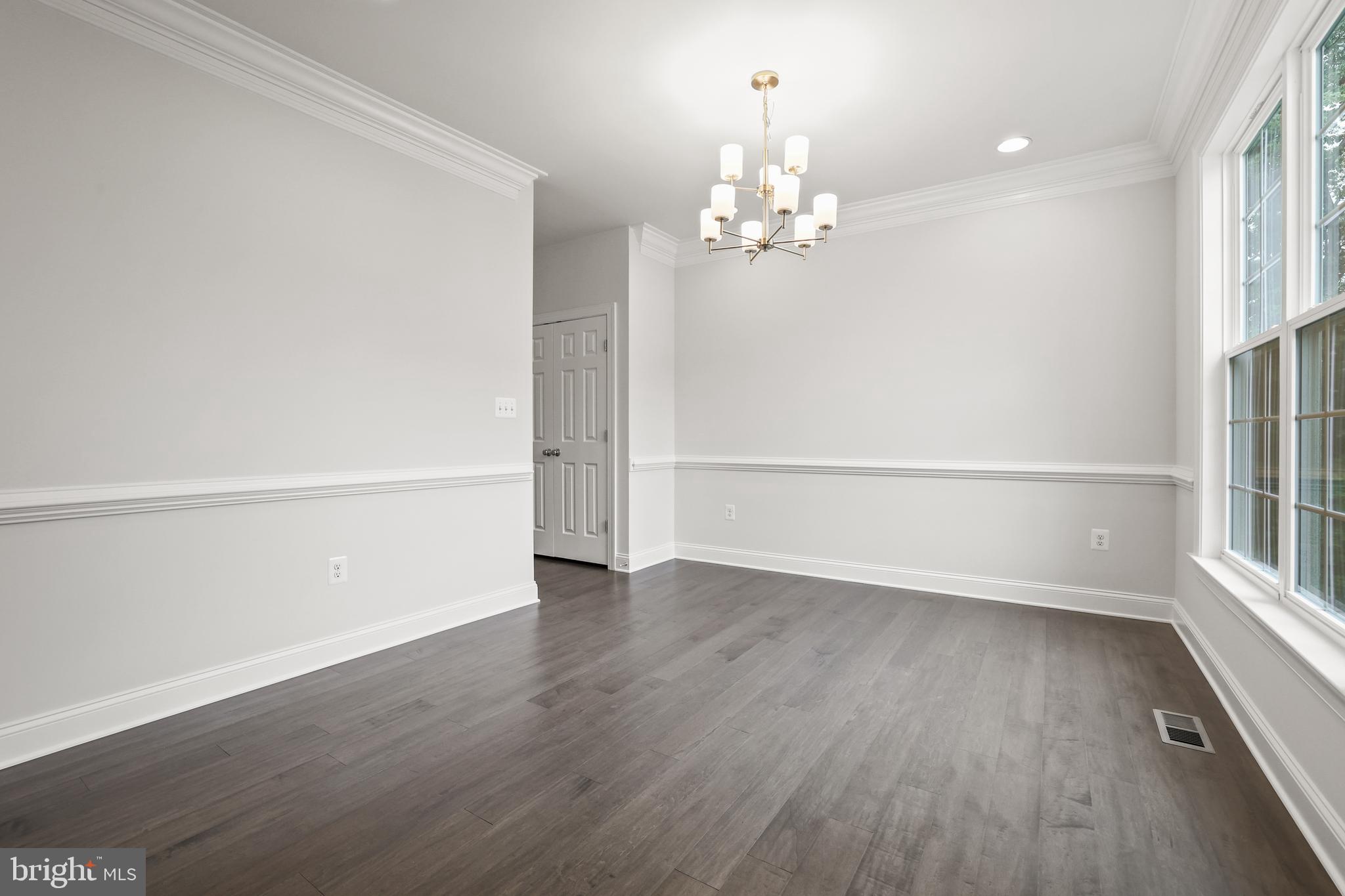 ASHDALE-BIRCHDALE - Residential