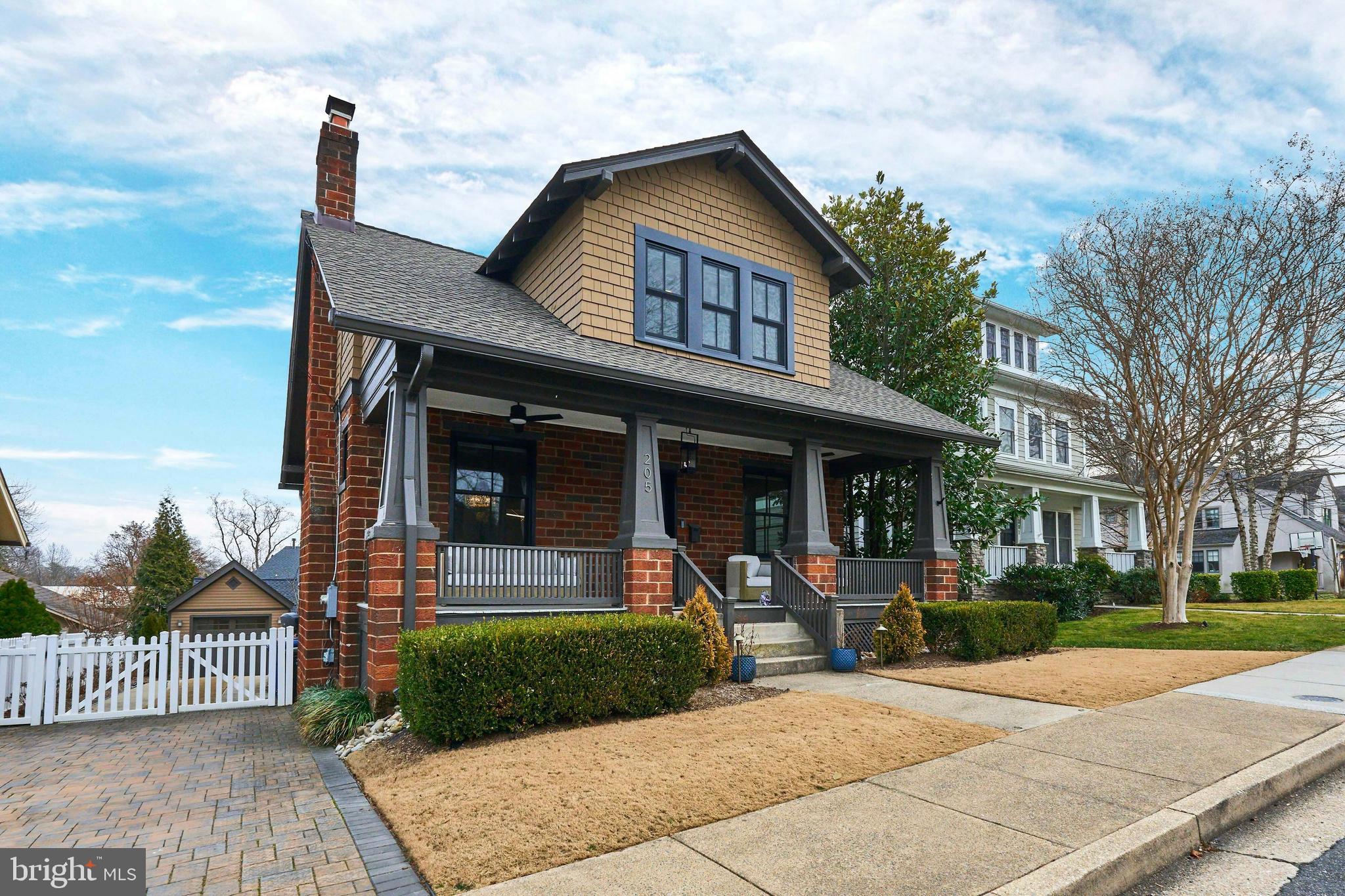 LYON PARK - Residential