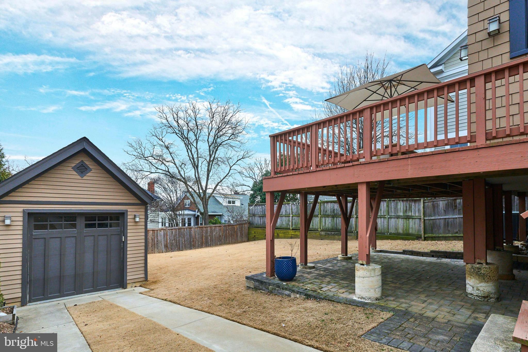 LYON PARK - Residential