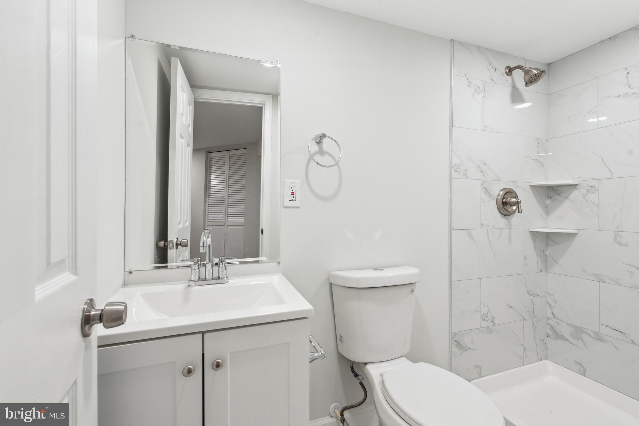 CHARLESMONT - Residential