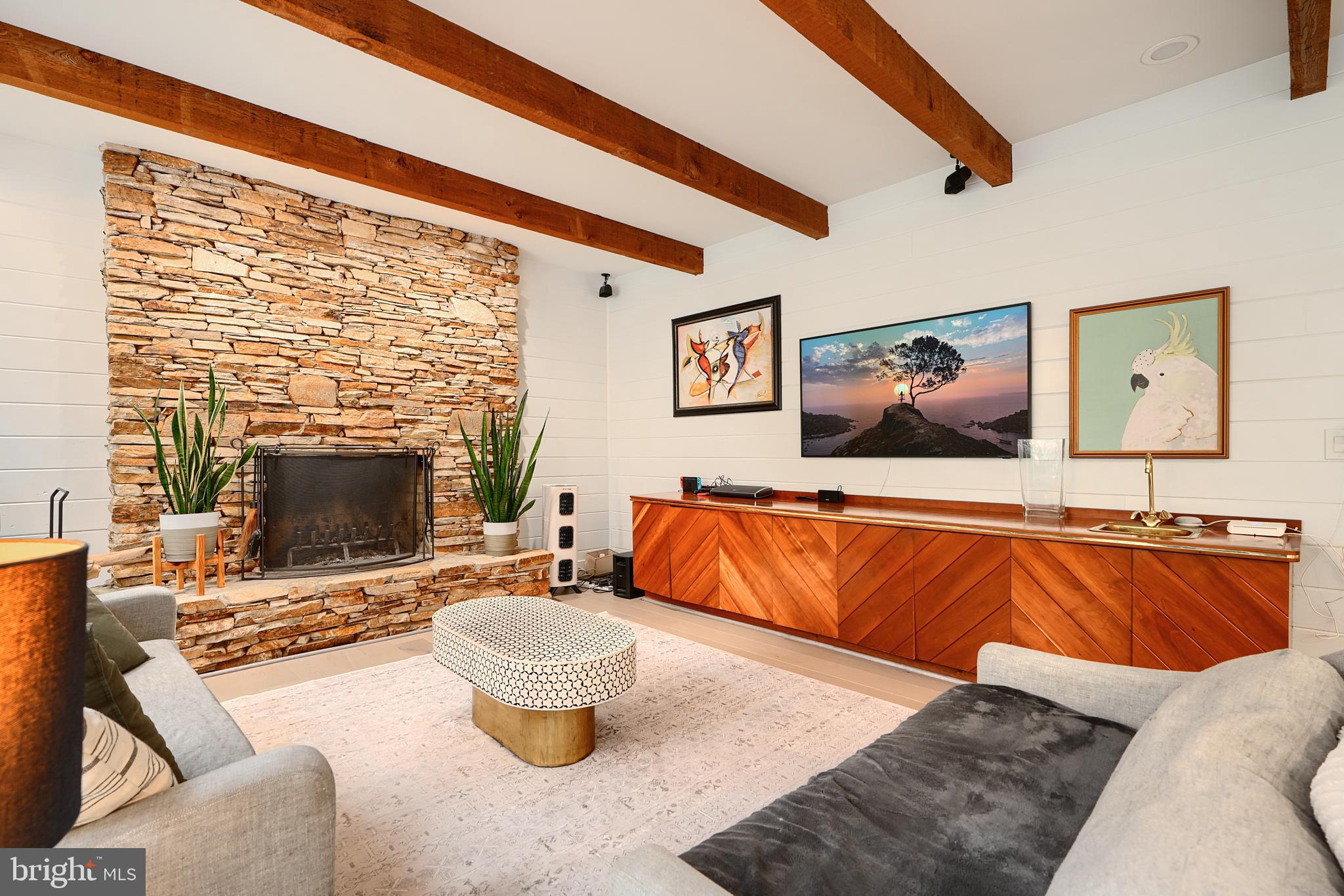 RIVENDELL - Residential