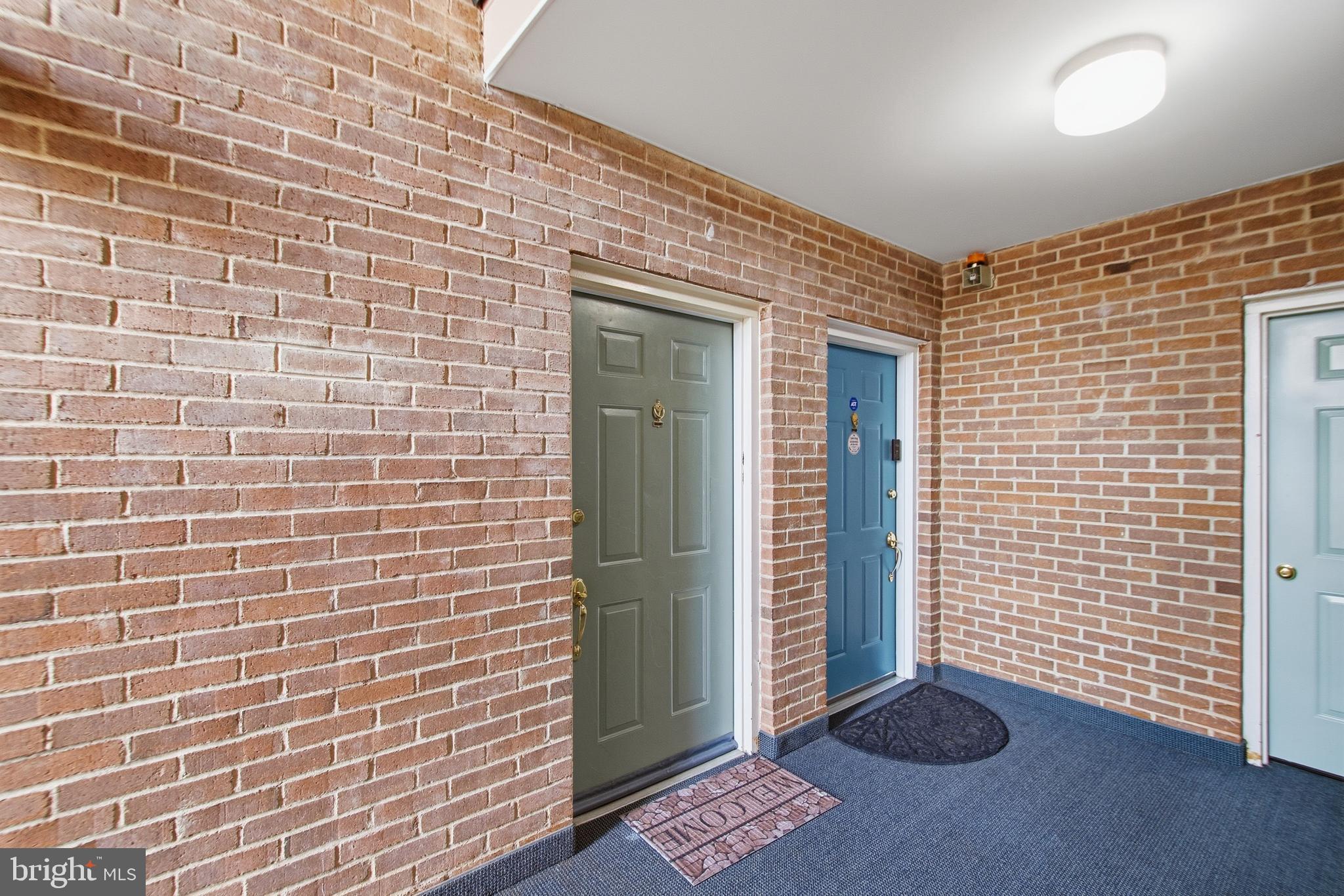 VILLAS AT COUNTRYSIDE - Residential