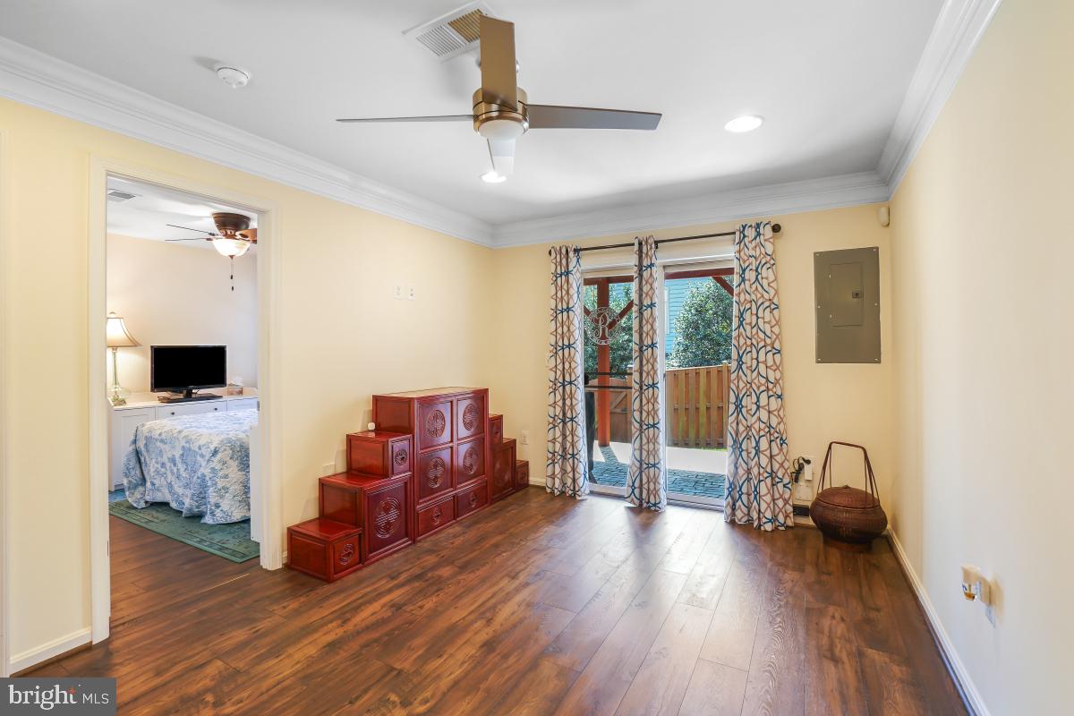 OCCOQUAN HEIGHTS - Residential