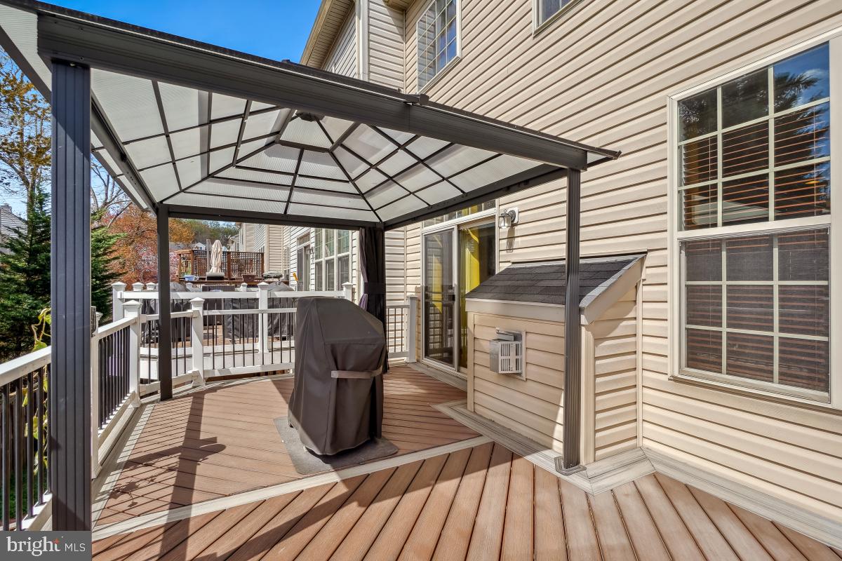 OCCOQUAN HEIGHTS - Residential