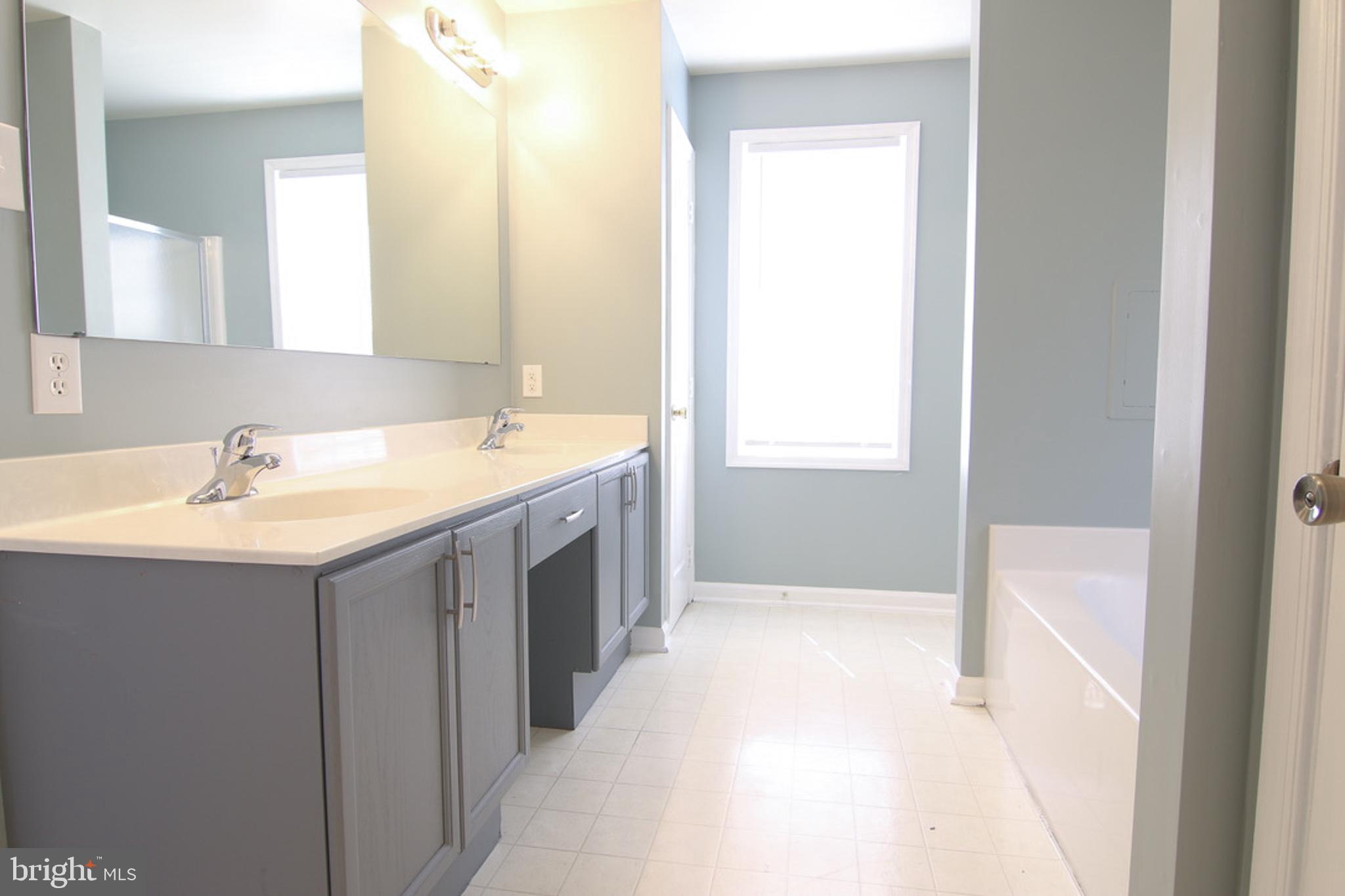 ST JAMES VILLAGE NORTH - Residential