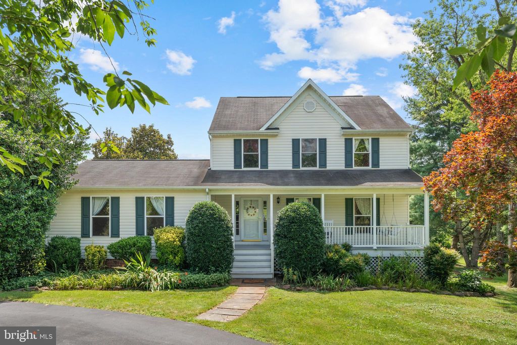 Photo of 17417 Hawthorne Avenue, CULPEPER, VA 22701 (MLS # VACU2011758)