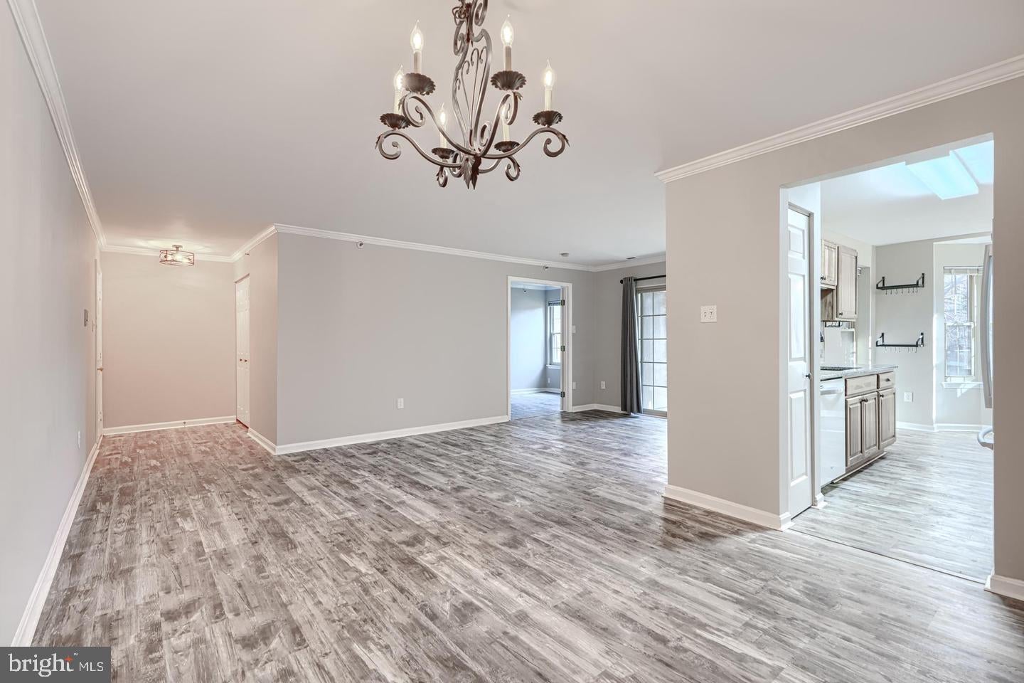 201 STAR POINTE COURT 1C