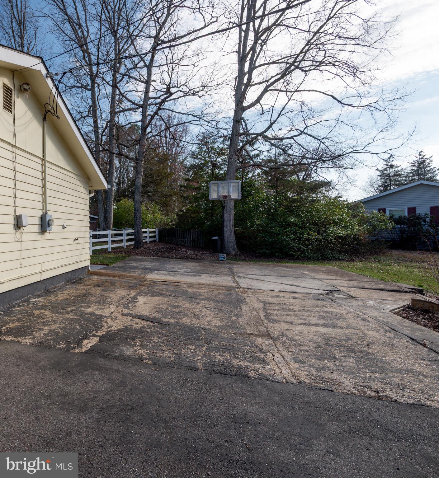 SAINT ANDREWS ES - Residential