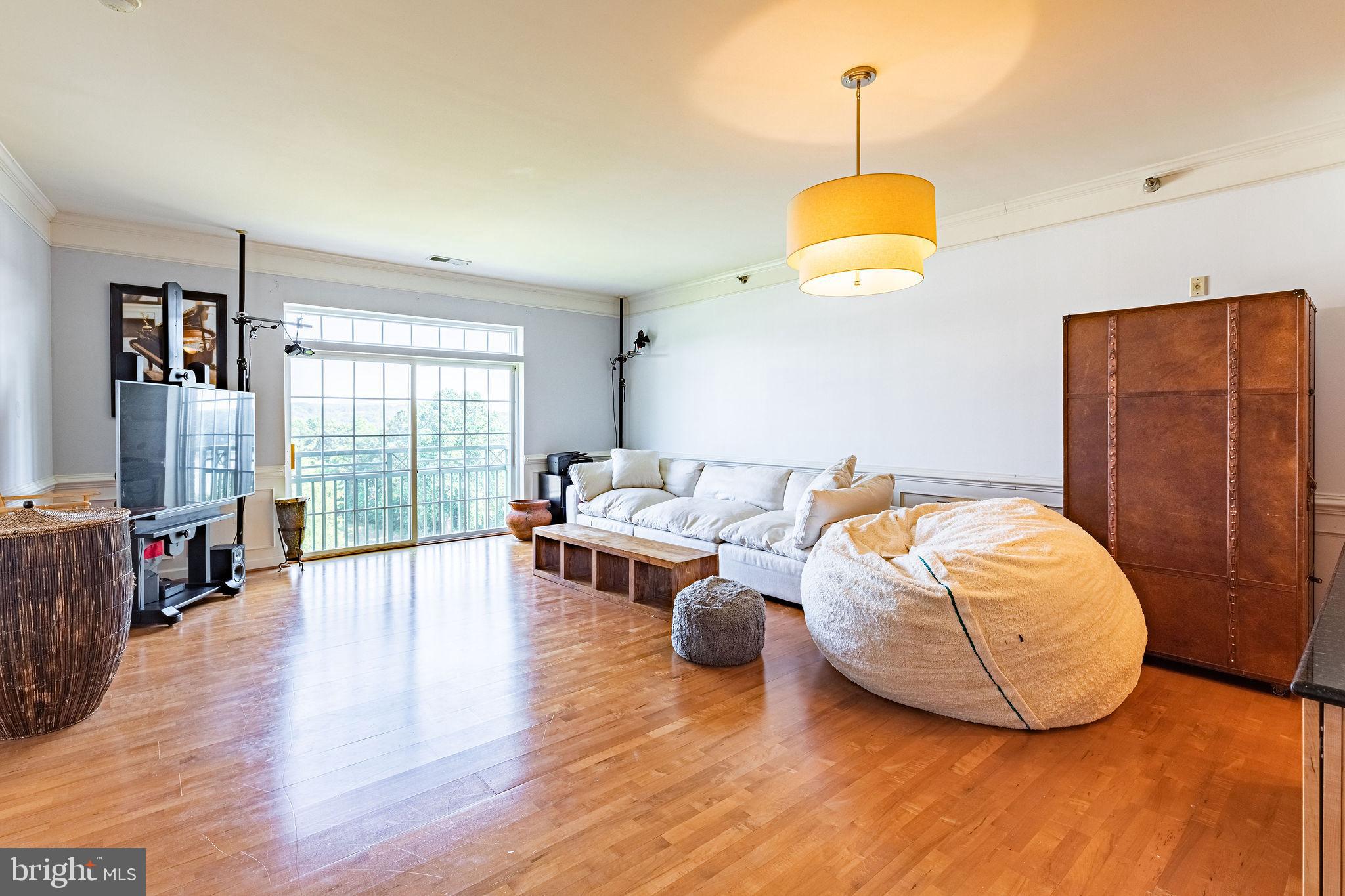 RIVER CLUB 1 AT BELMONT - Residential