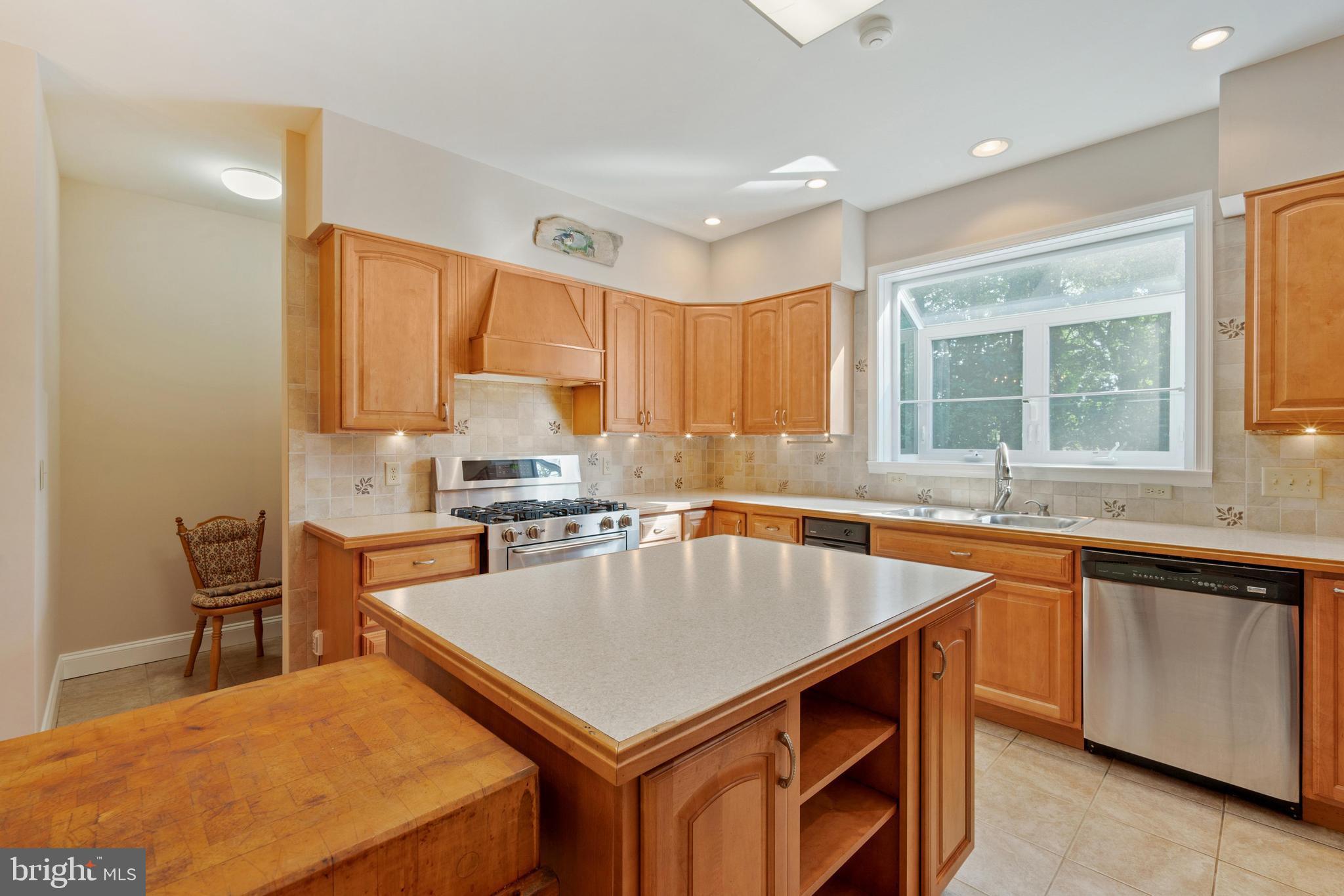 PINEY NECK - Residential