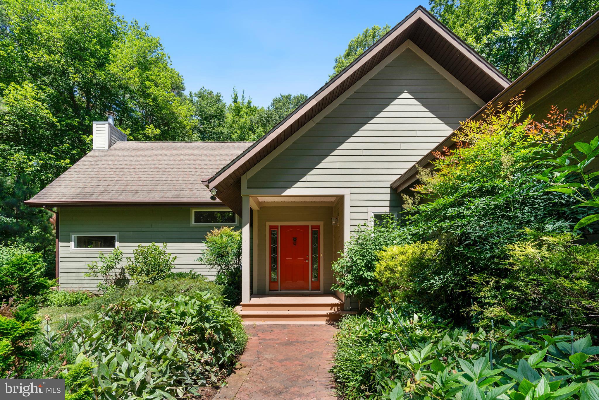 PINEY NECK - Residential