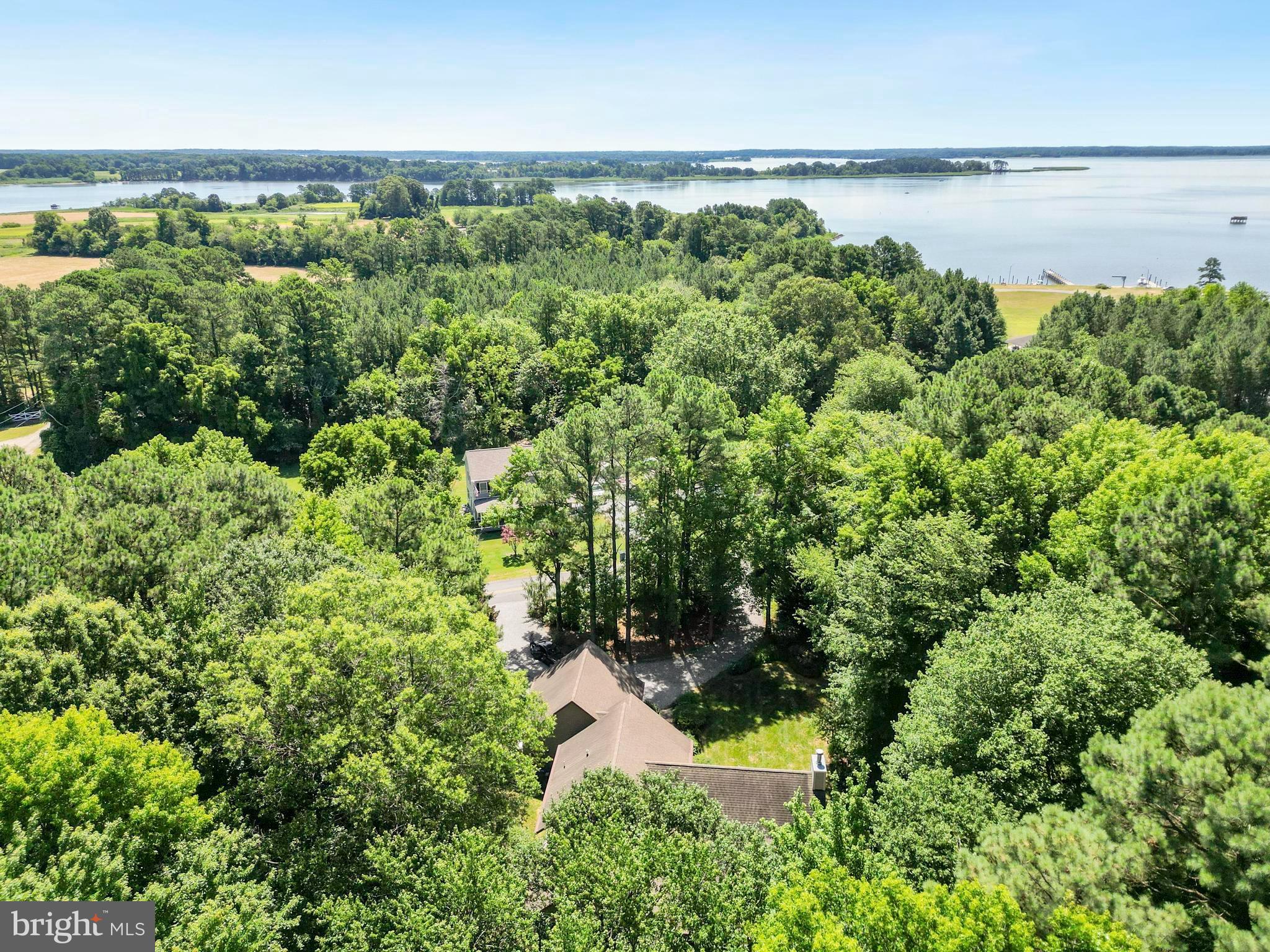 PINEY NECK - Residential