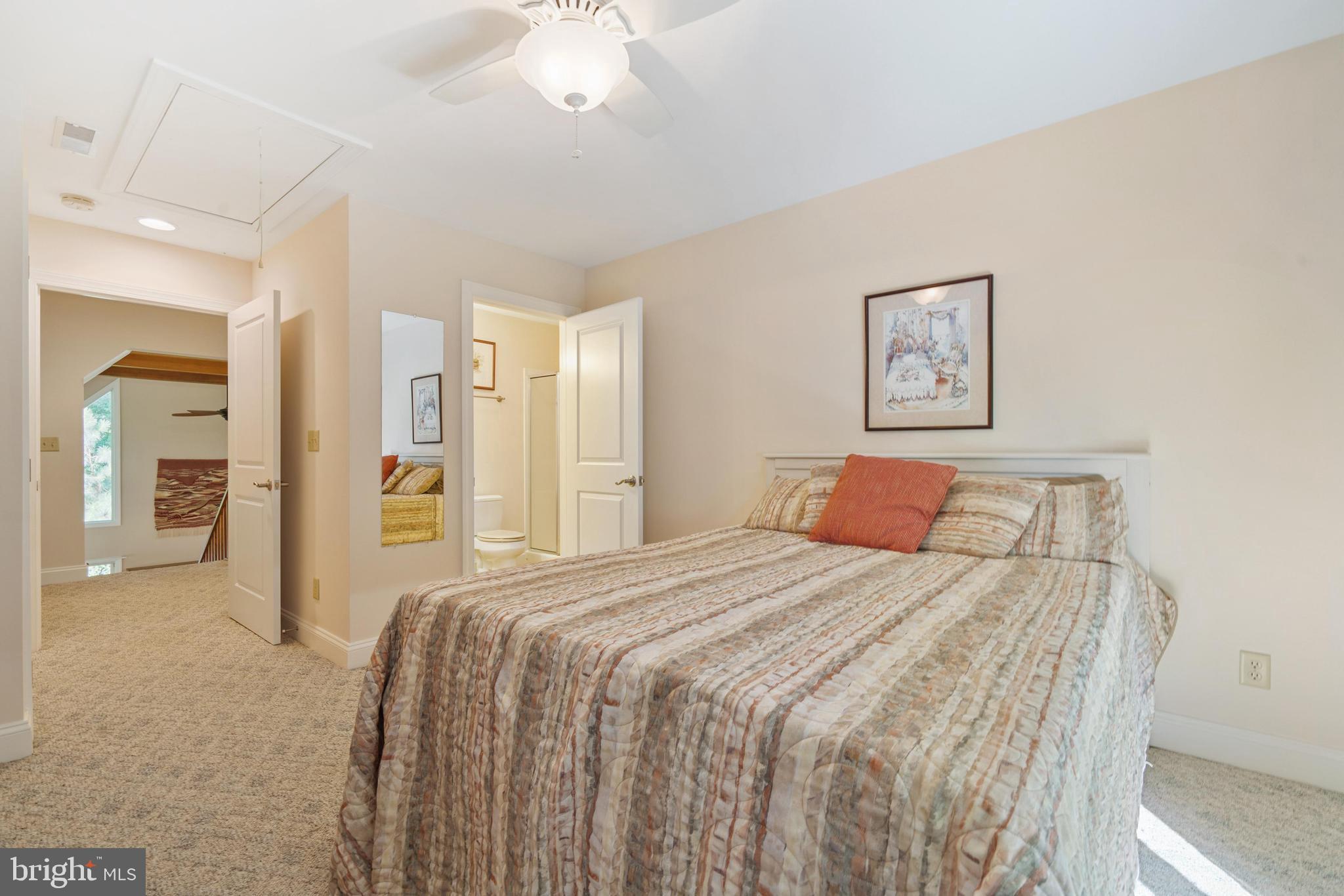 PINEY NECK - Residential