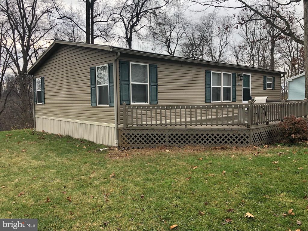 Photo of 187 SUN VALLEY RD, ELIZABETHTOWN, PA 17022 (MLS # PALA2028732)
