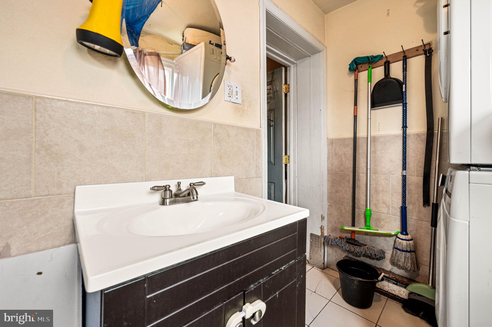 GERMANTOWN - Residential