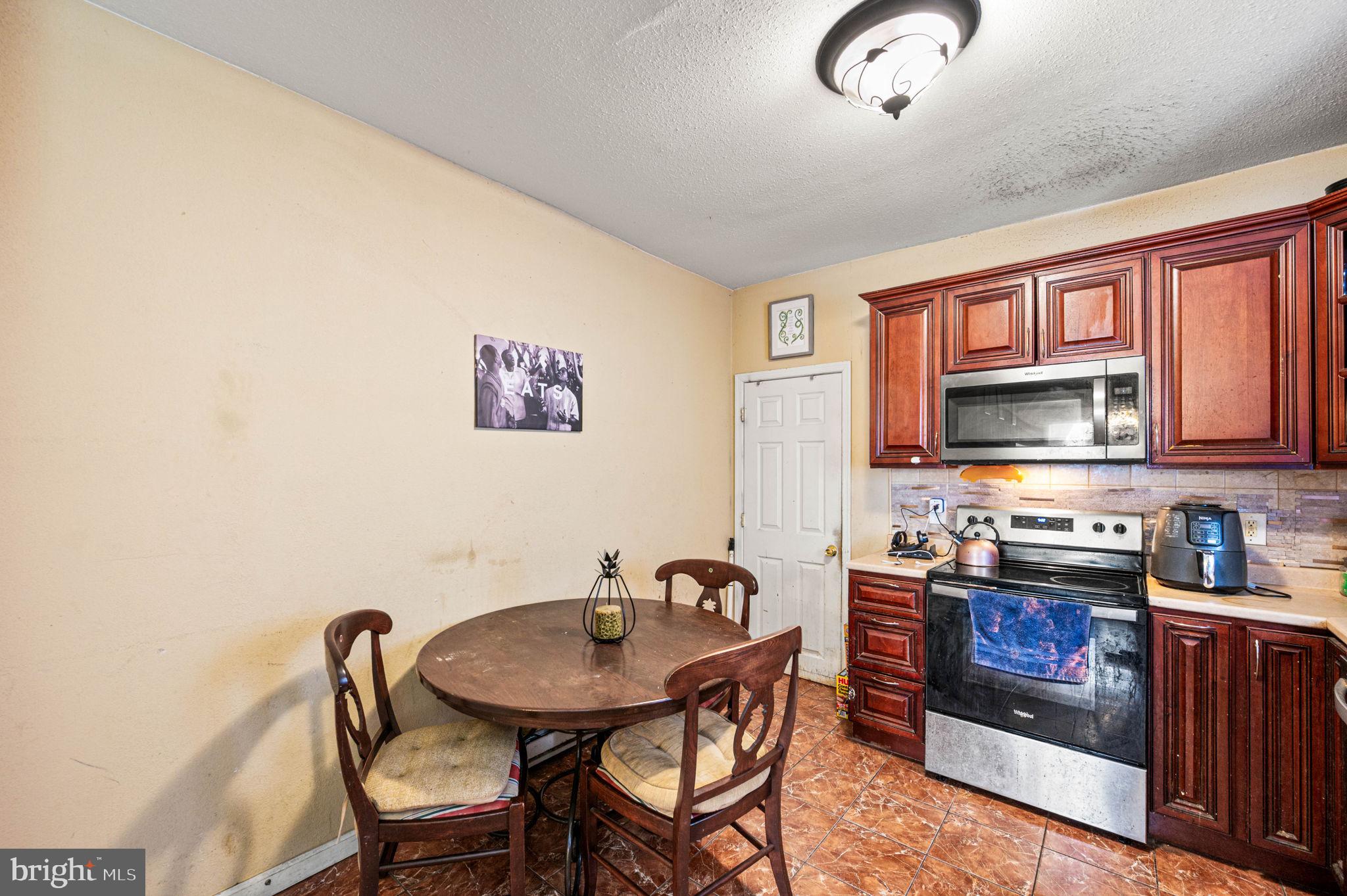 GERMANTOWN - Residential