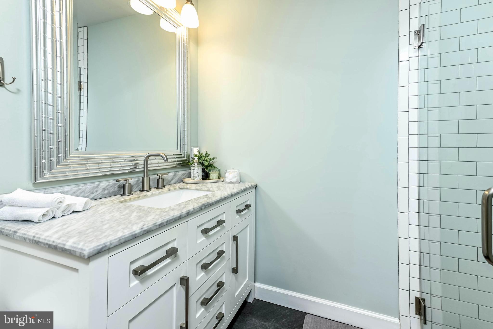 POTOMAC LAKES - Residential