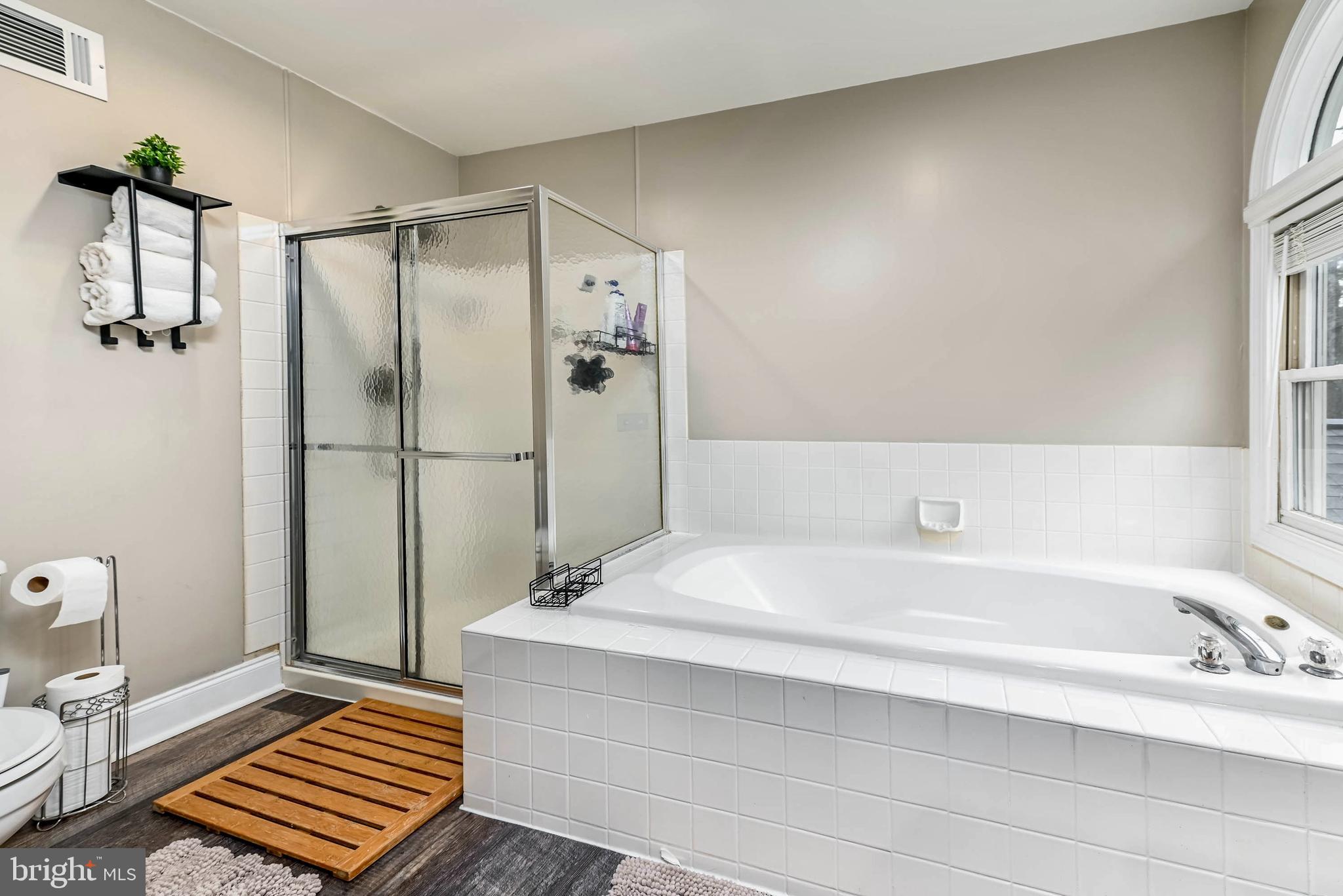 POTOMAC LAKES - Residential