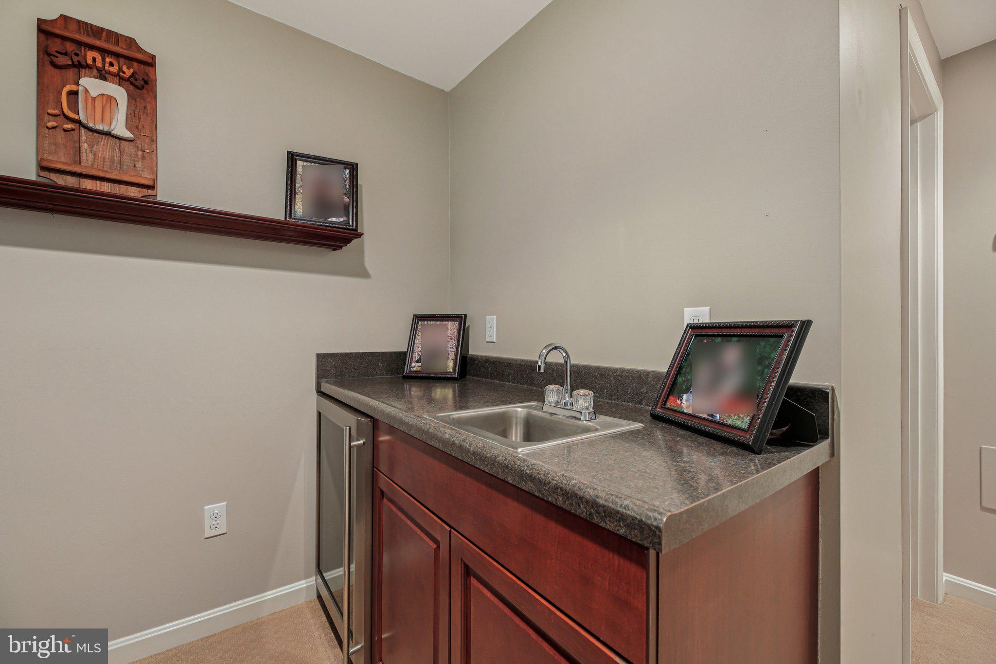 BLUE RIDGE MANOR - Residential