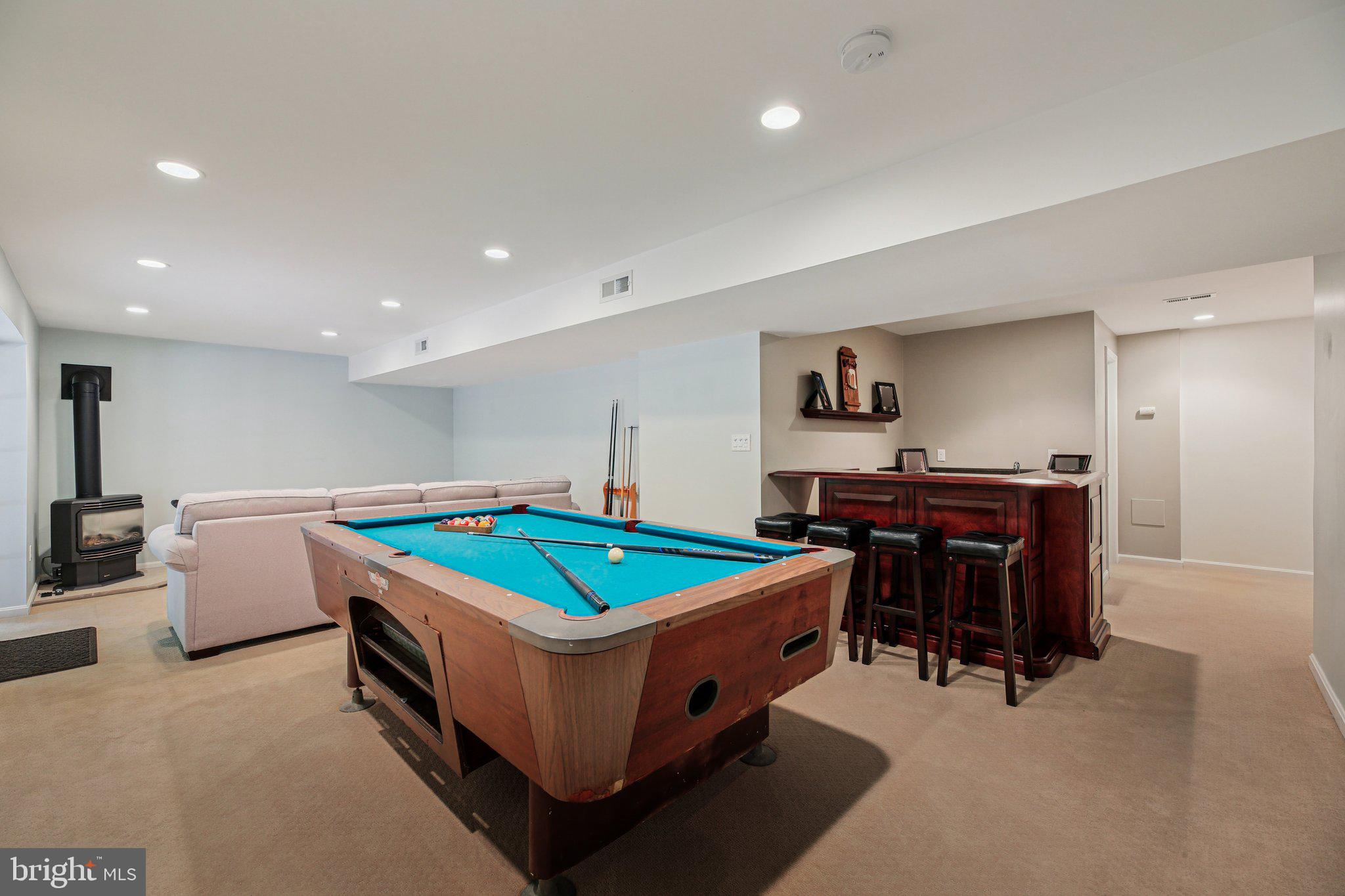 BLUE RIDGE MANOR - Residential