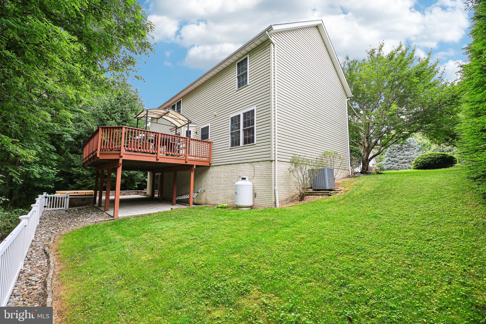 BLUE RIDGE MANOR - Residential