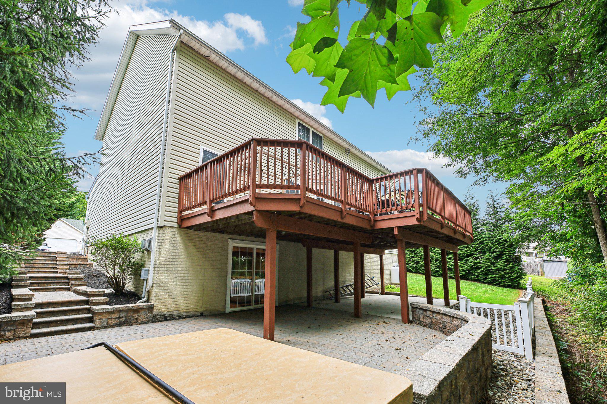 BLUE RIDGE MANOR - Residential