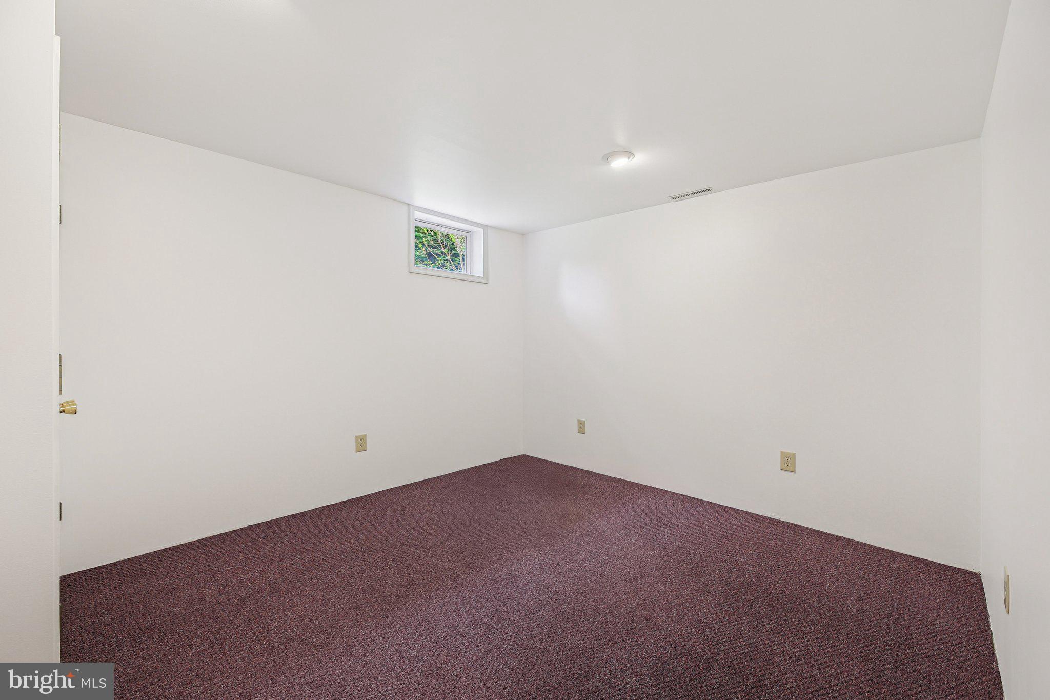 BLUE RIDGE MANOR - Residential