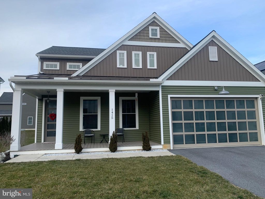 Photo of 1415 Heatherwood Drive, Mount Joy, PA 17552 (MLS # PALA2046732)