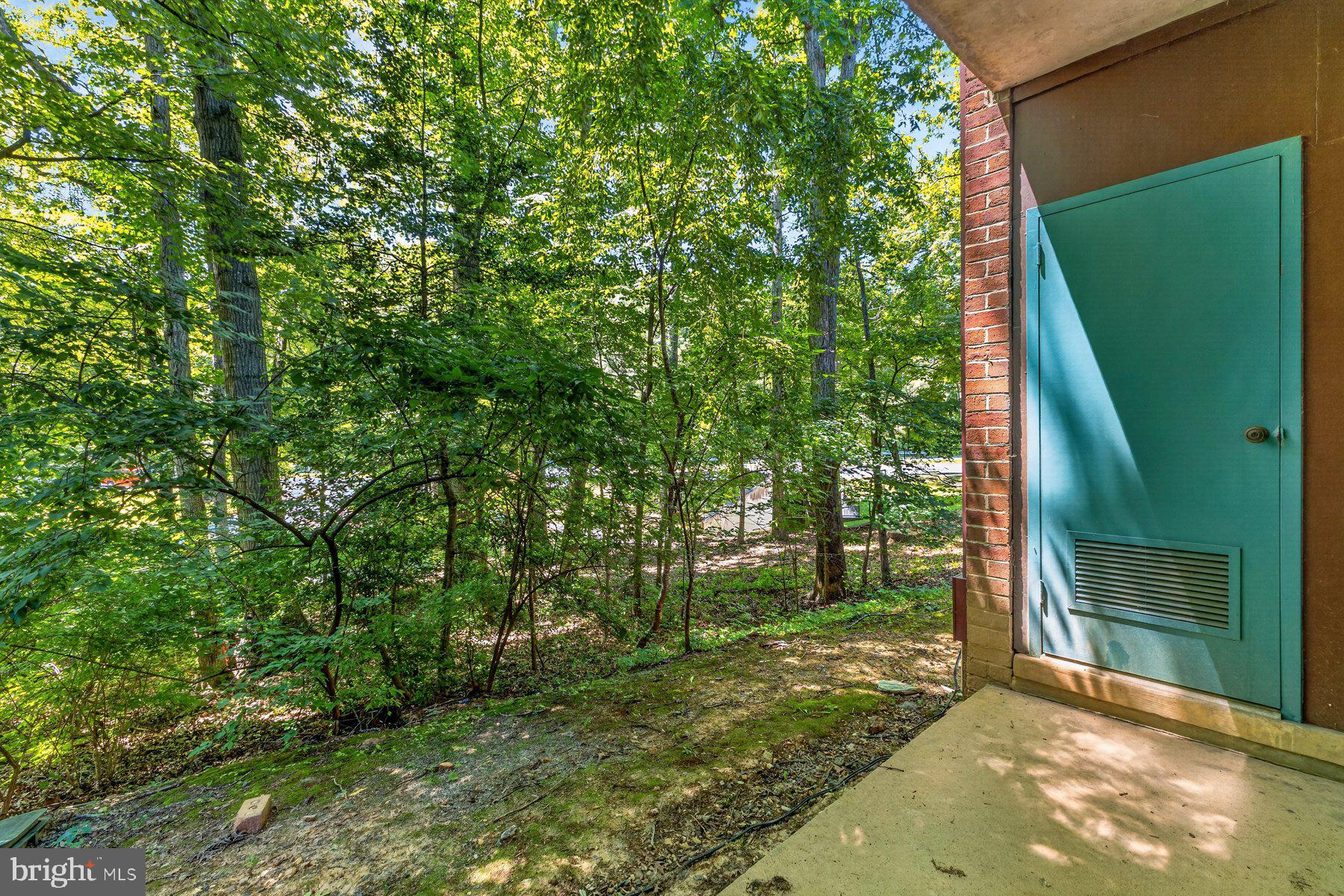 11823 BRETON COURT 1A