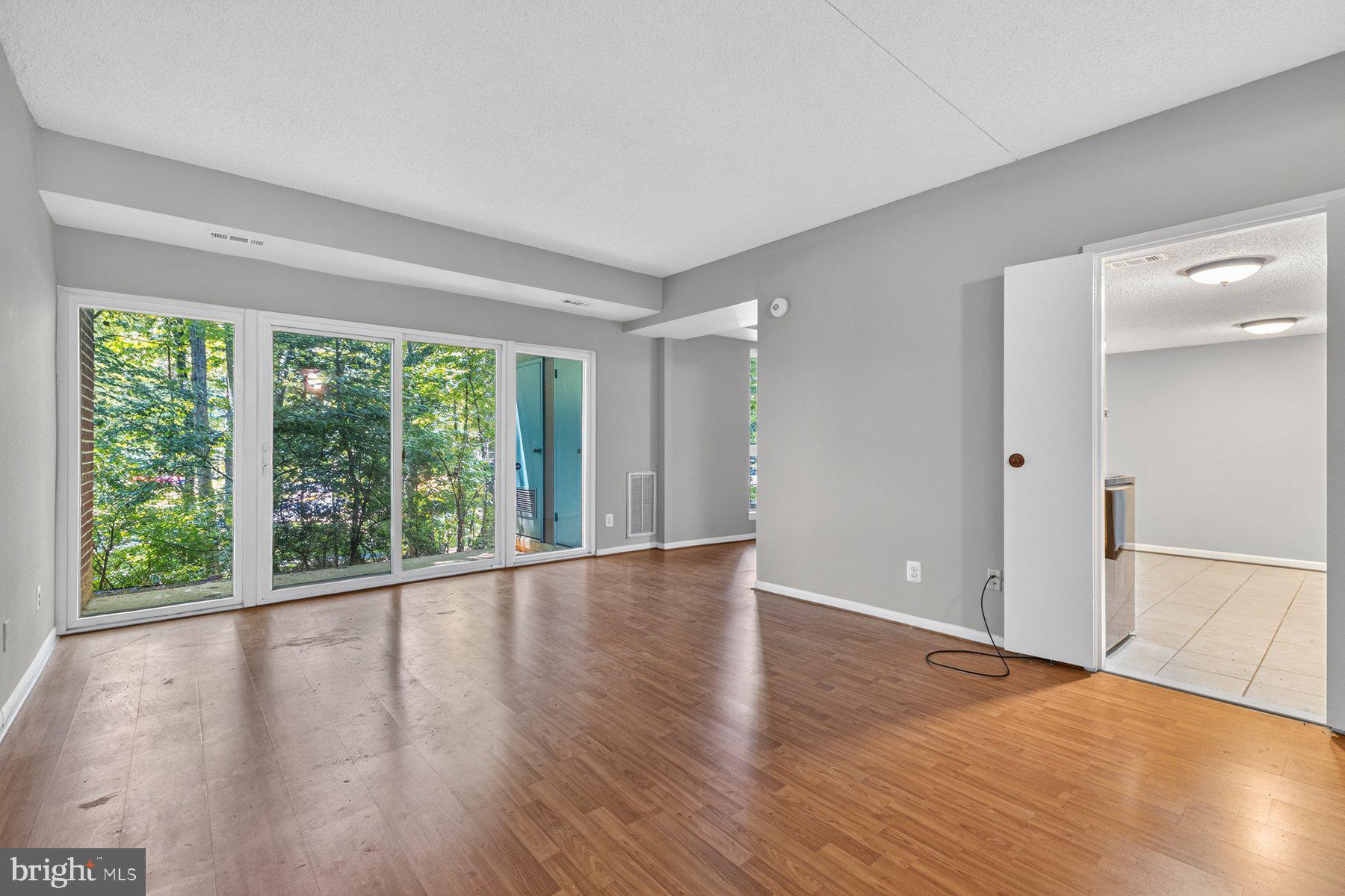 11823 BRETON COURT 1A
