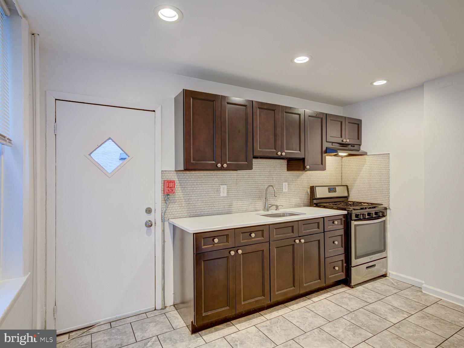 FISHTOWN - Residential Lease