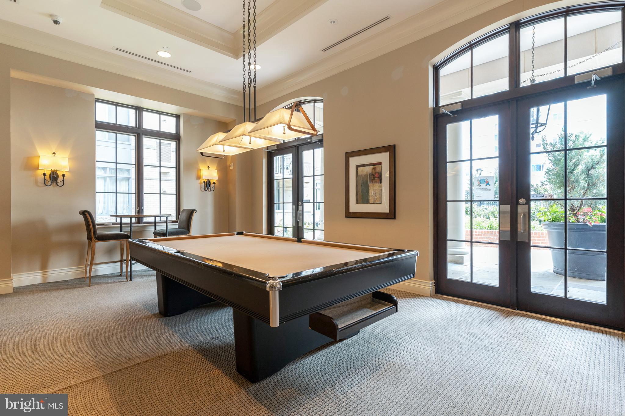 GALLERY AT WHITE FLINT - Residential