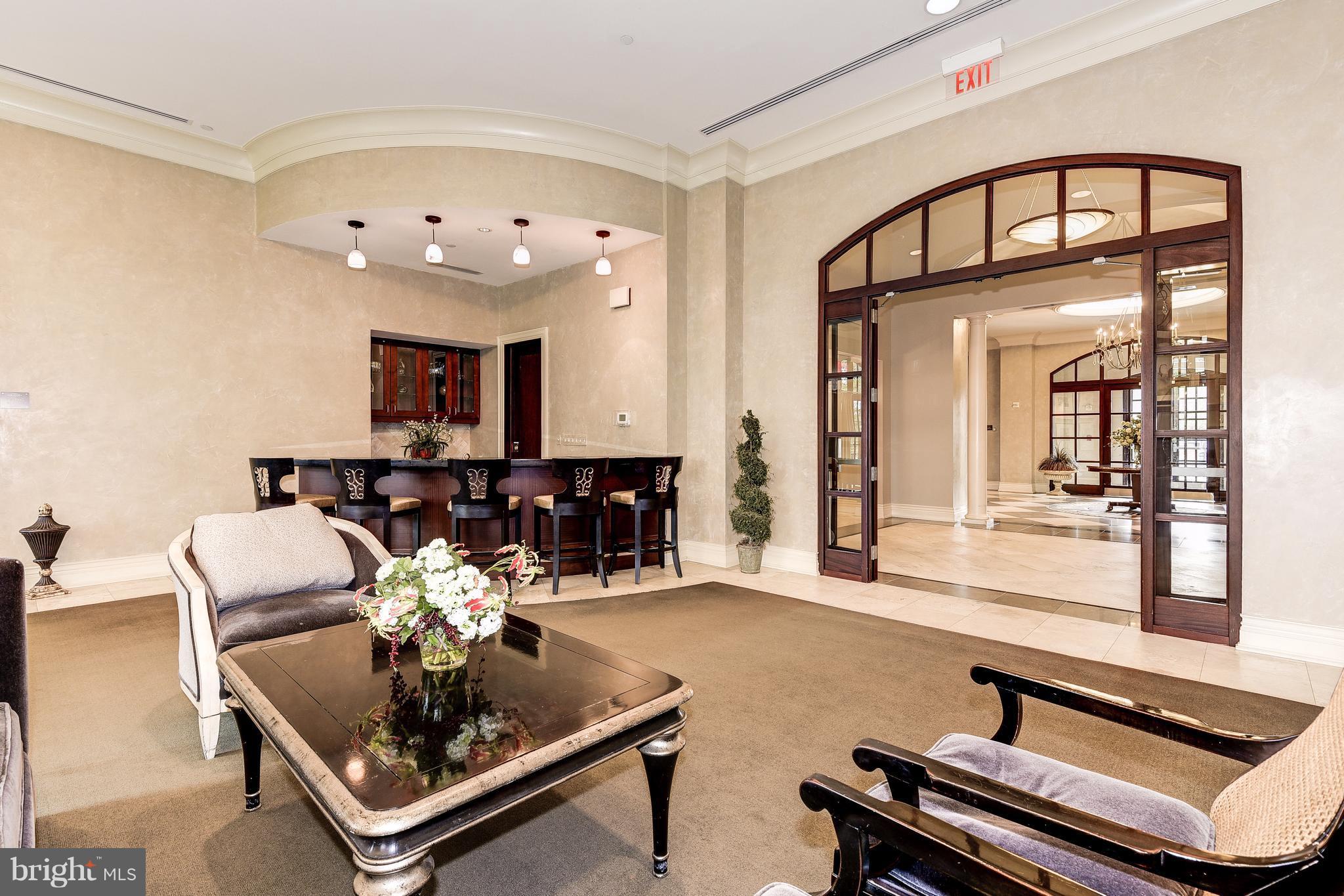 GALLERY AT WHITE FLINT - Residential